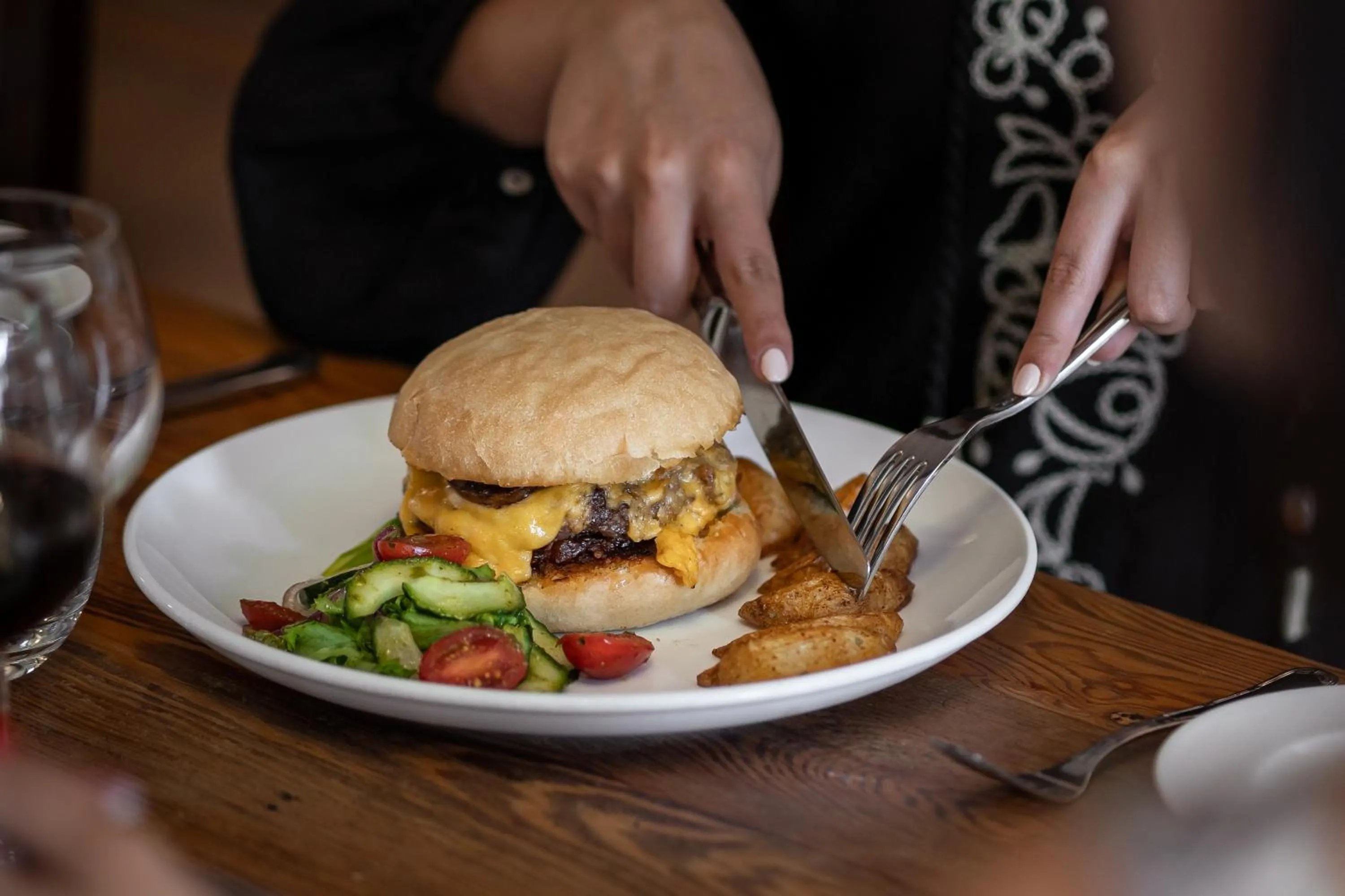 Restaurant/places to eat in Drostdy Hotel