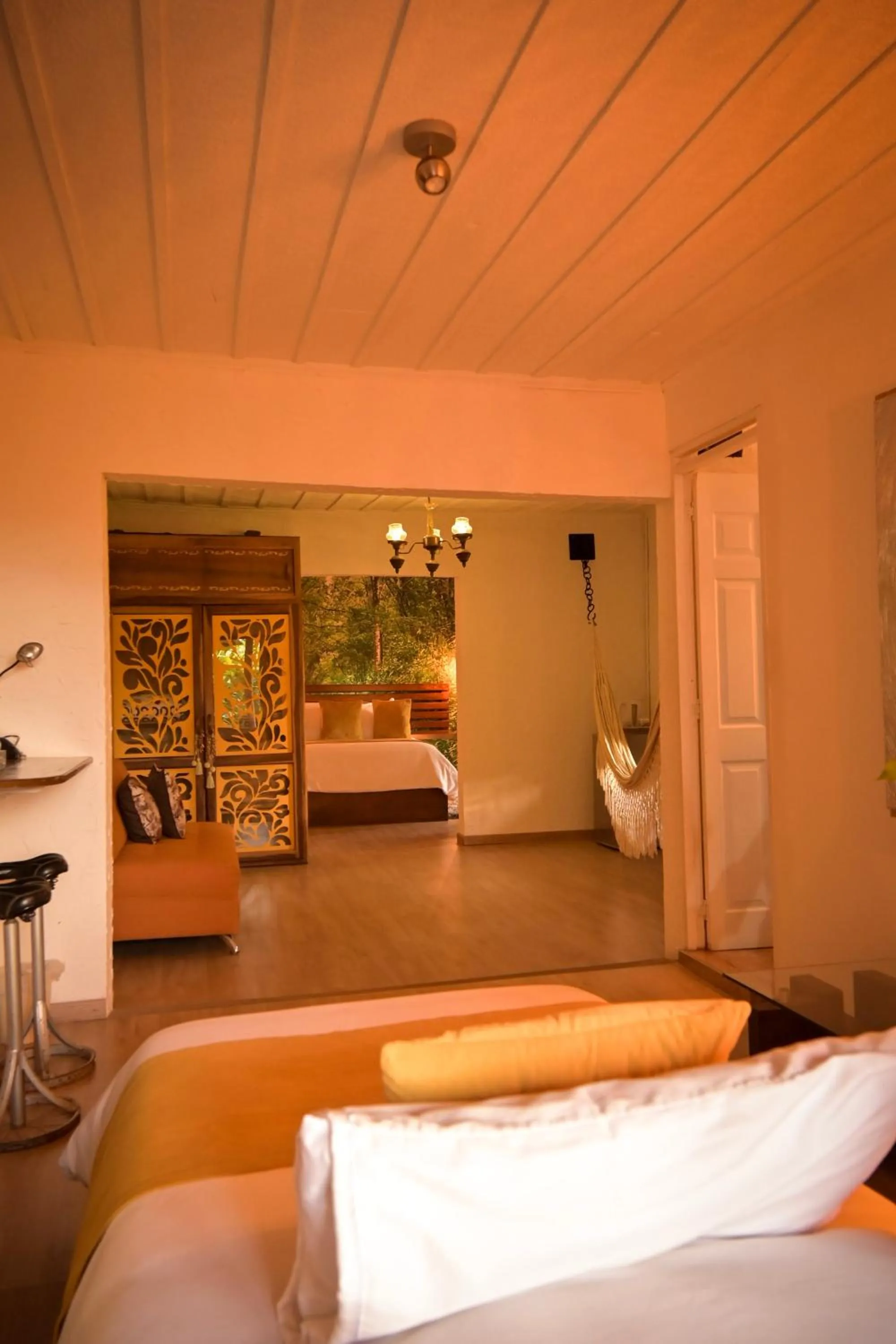 Living room, Bed in Hotel Vísperas