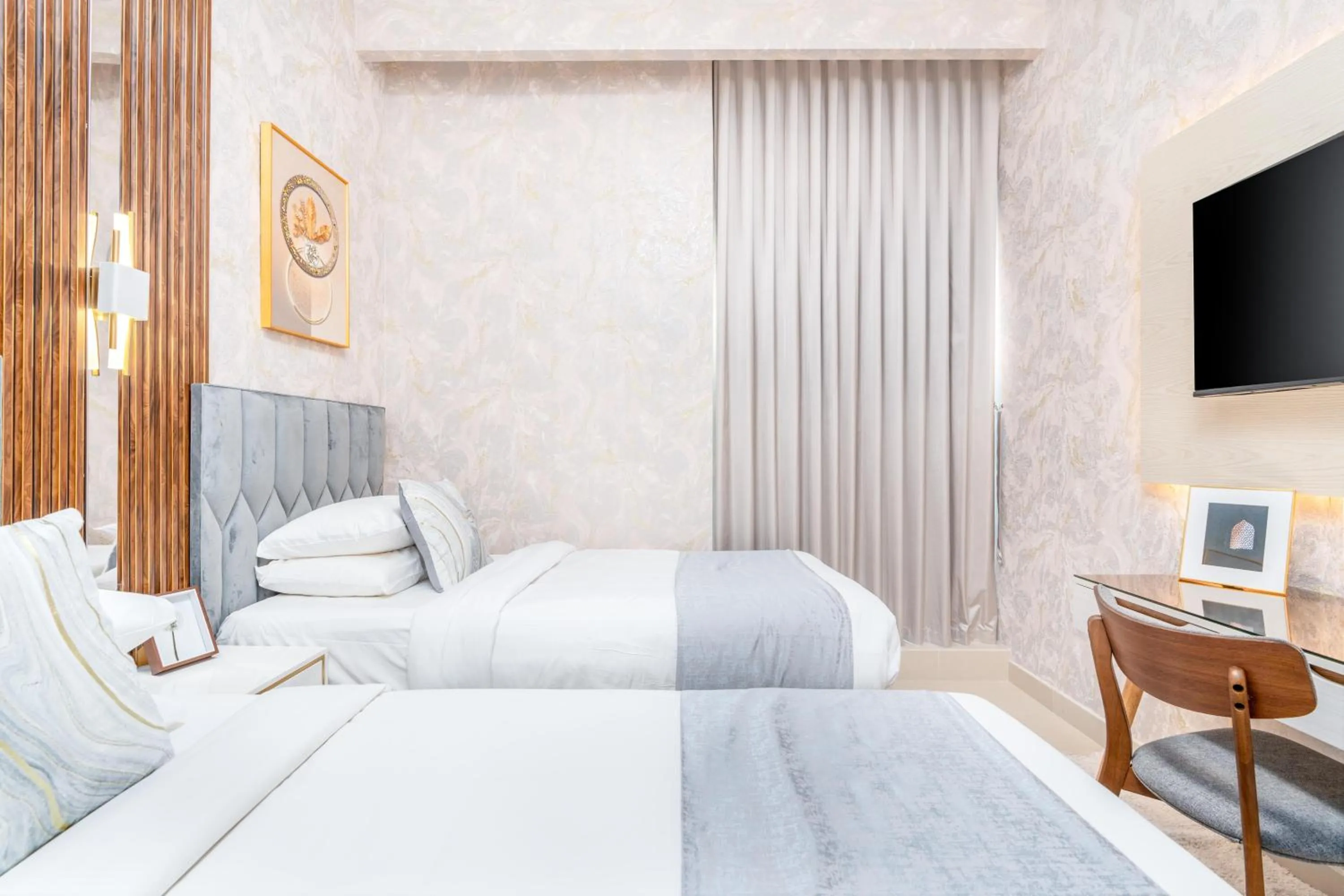 Bed in Globalstay Creek Horizon Modern Apartments