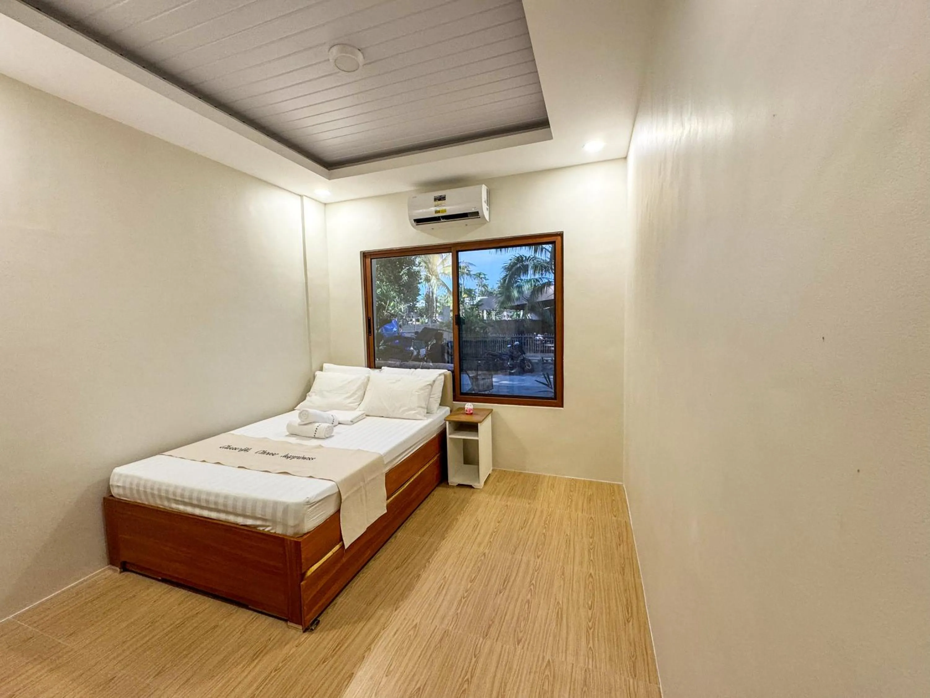 Happynest Rooms in Santa Fe Bantayan Island