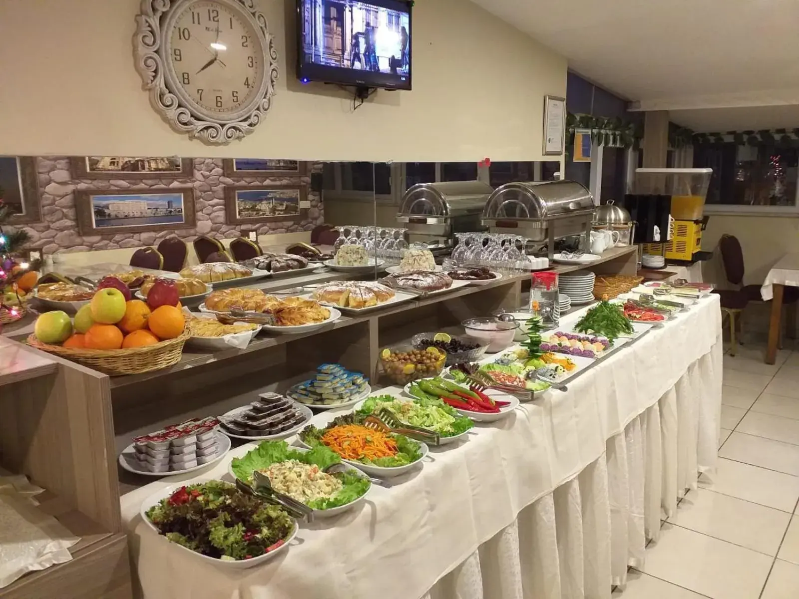 Breakfast in Nagehan Hotel Old City Breakfast in Nagehan Hotel Old City