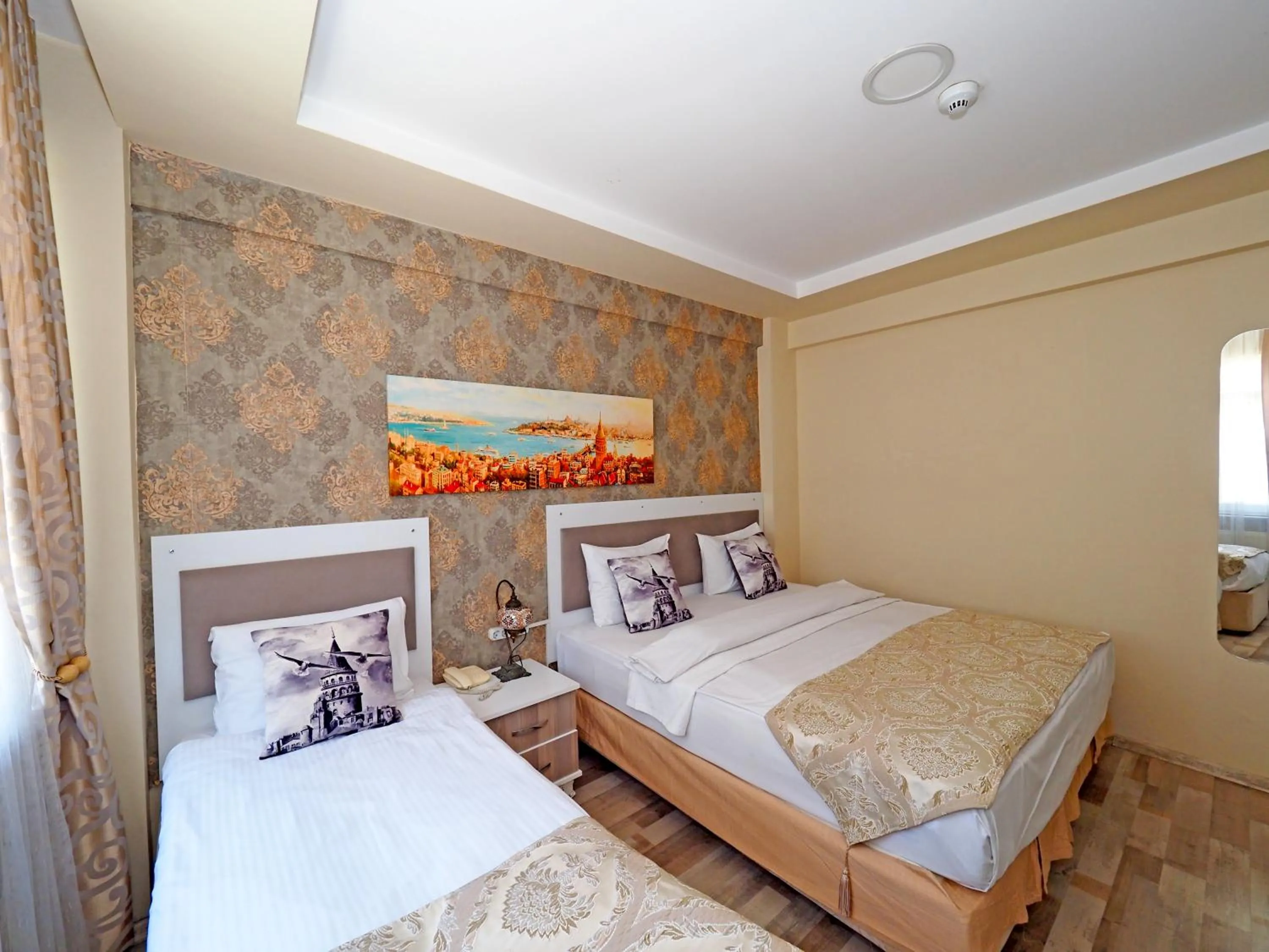 Bedroom in Nagehan Hotel Old City