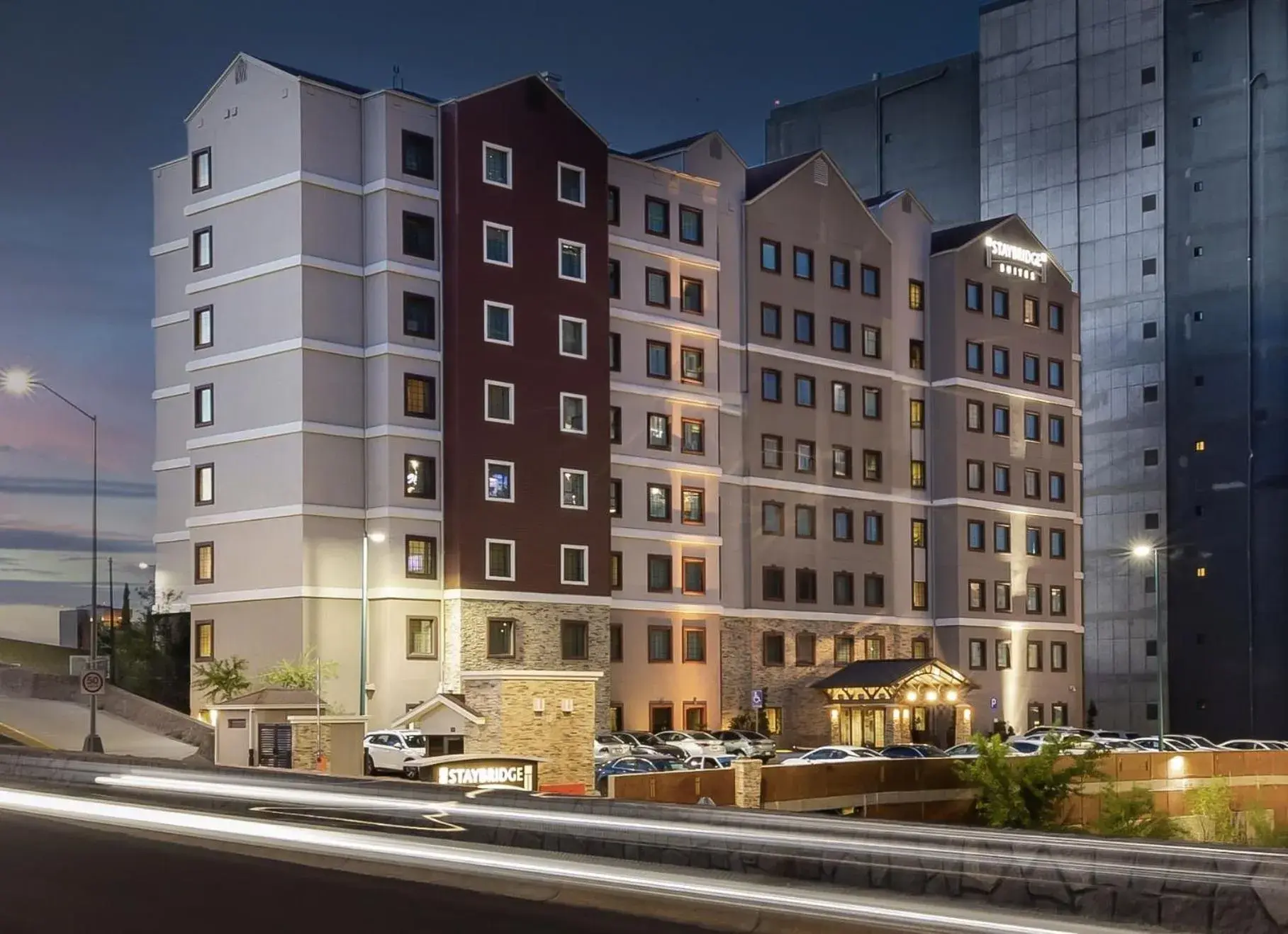 Property building in Staybridge Suites Chihuahua by IHG Property building in Staybridge Suites Chihuahua by IHG