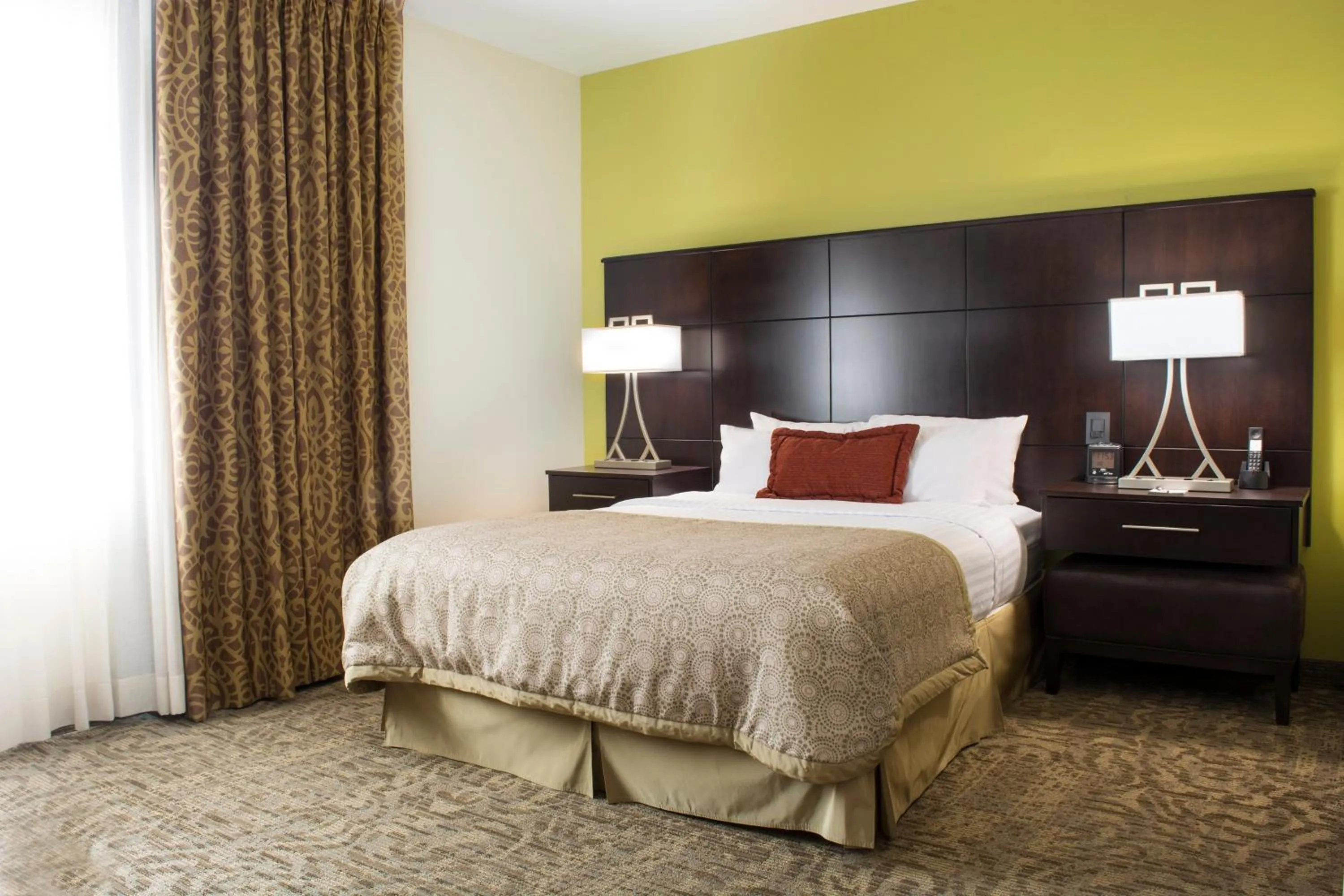 Photo of the whole room, Bed in Staybridge Suites Chihuahua by IHG