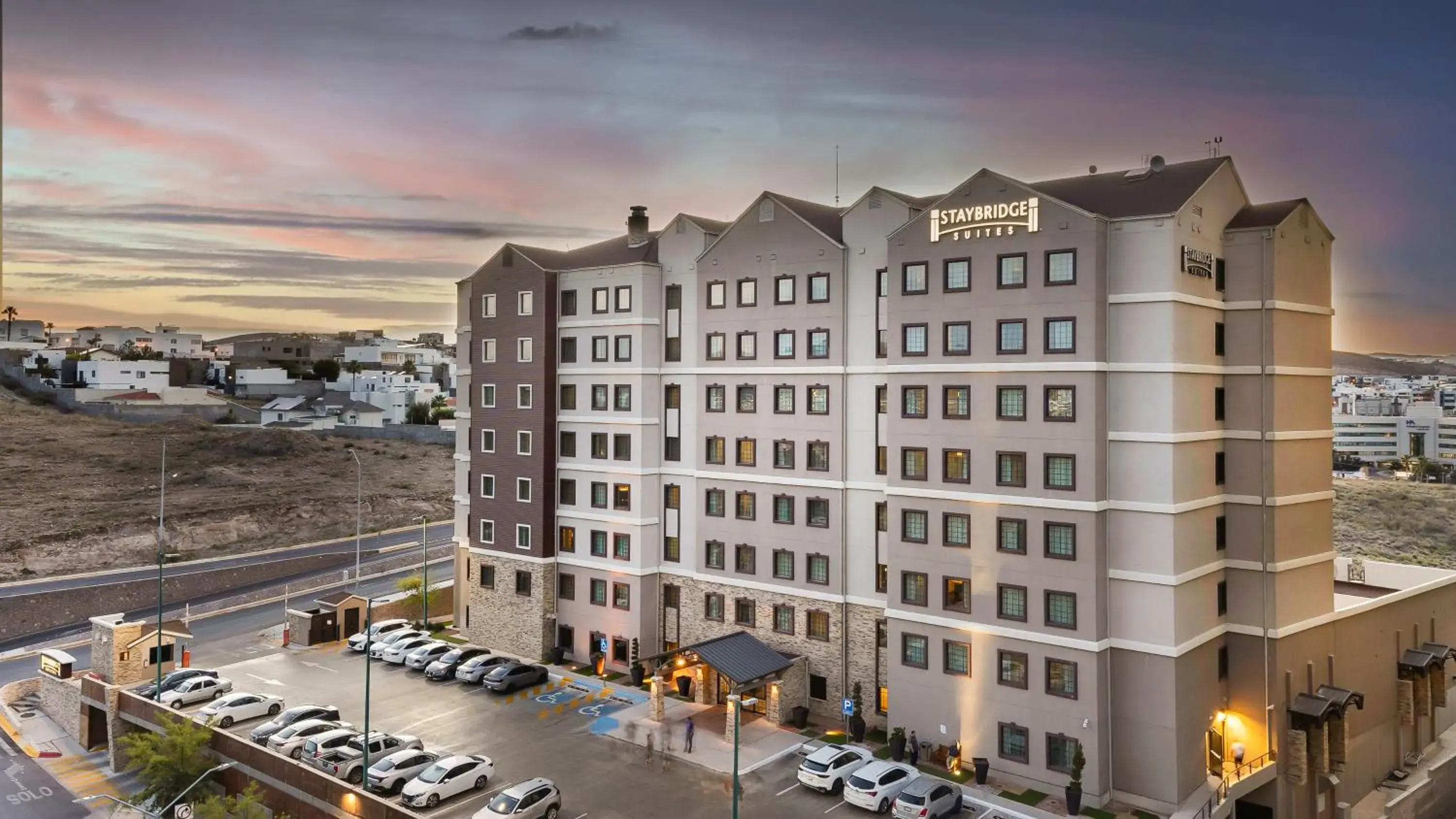 Property building in Staybridge Suites Chihuahua by IHG Property building in Staybridge Suites Chihuahua by IHG