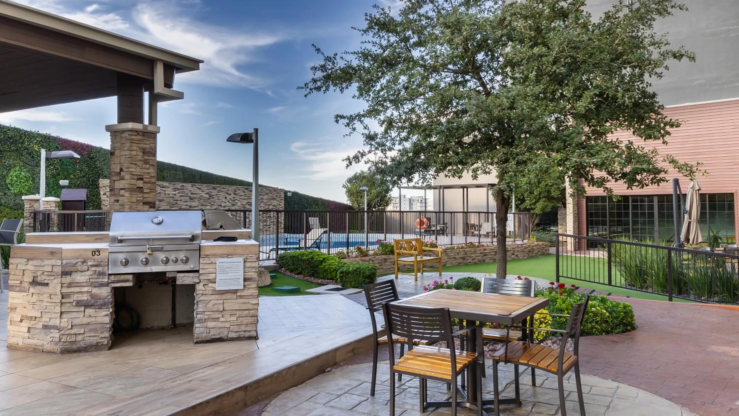 Garden in Staybridge Suites Chihuahua by IHG