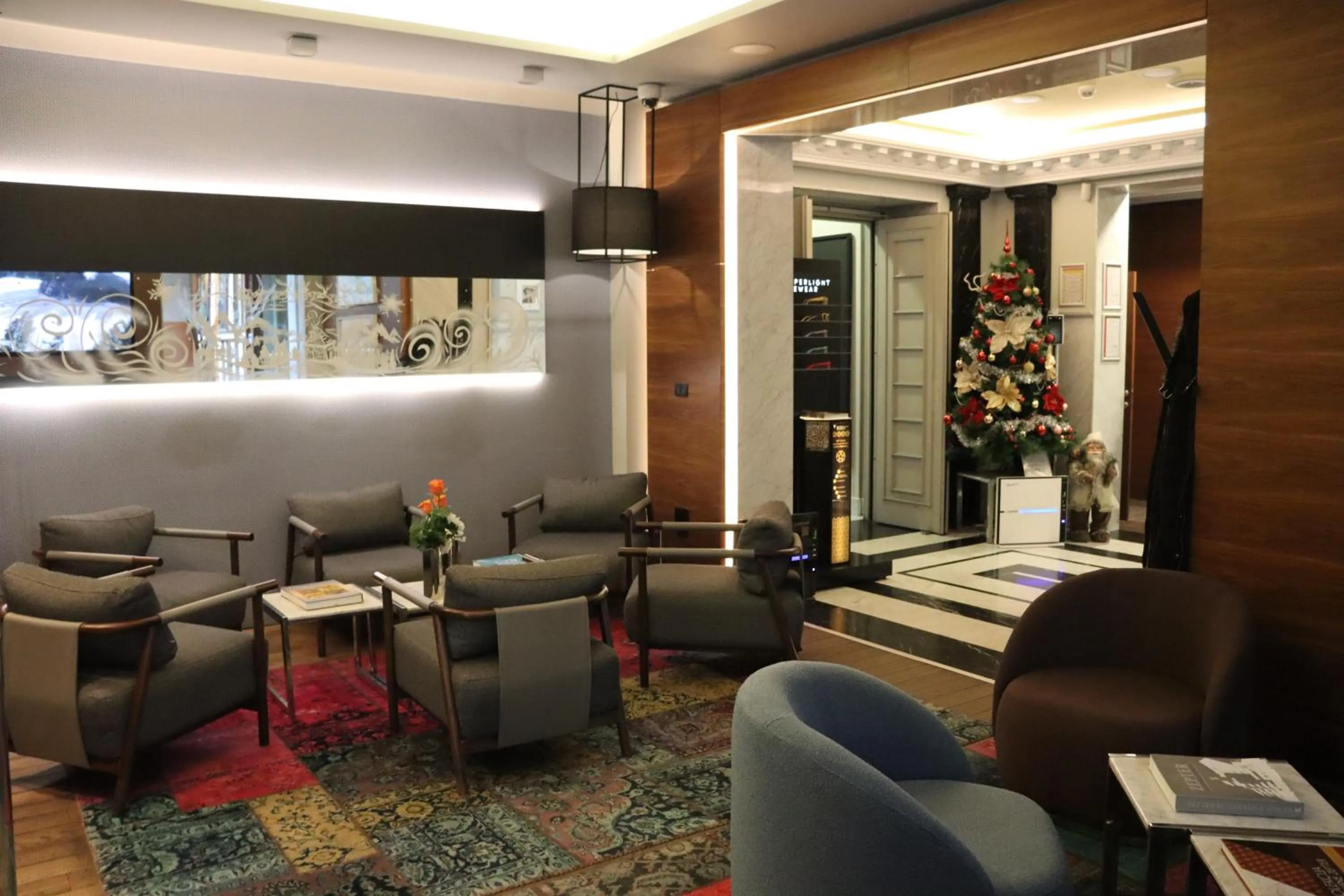 Lounge or bar in Zepter Hotel Belgrade, member of Zepter Hotels