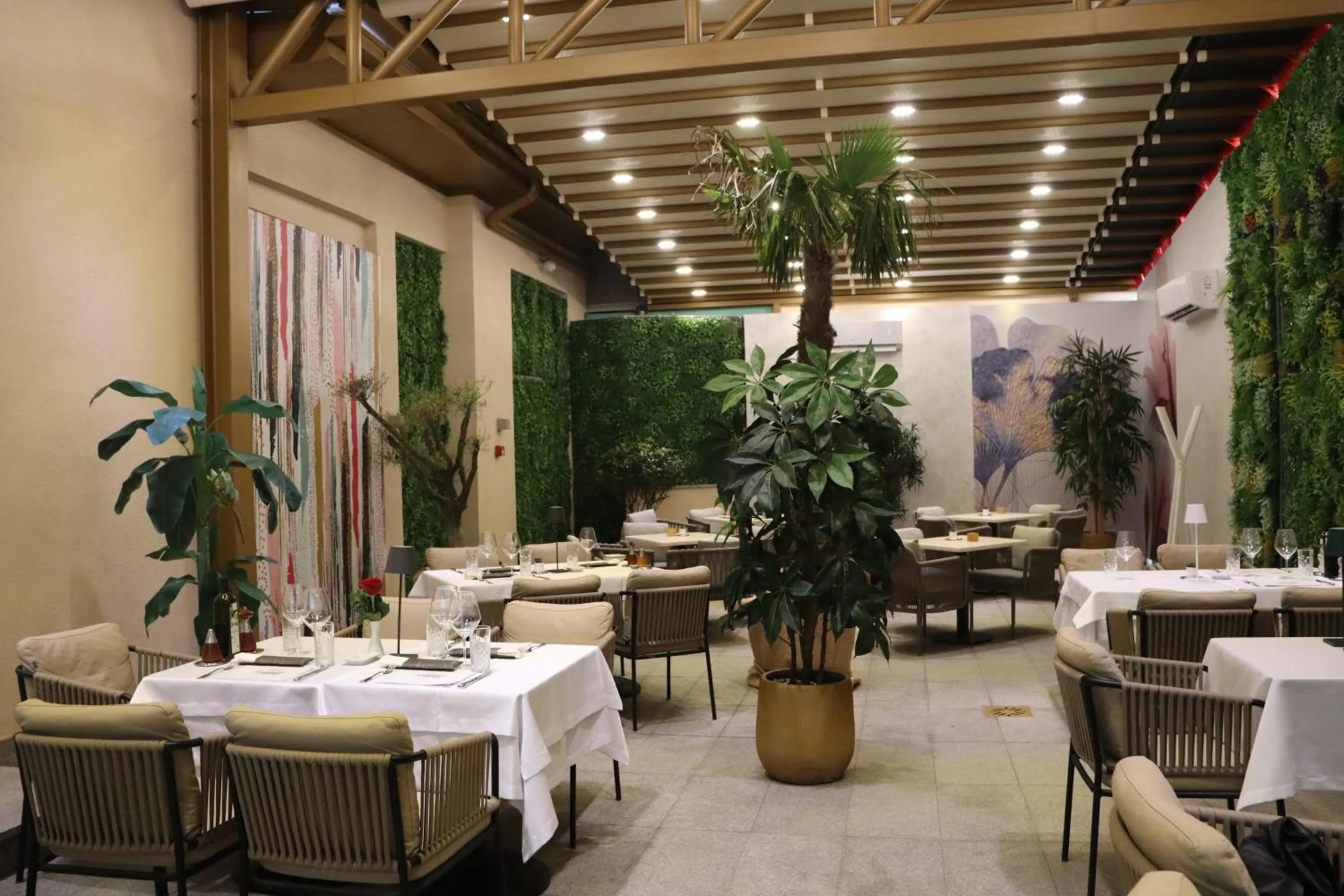 Restaurant/places to eat in Zepter Hotel Belgrade, member of Zepter Hotels