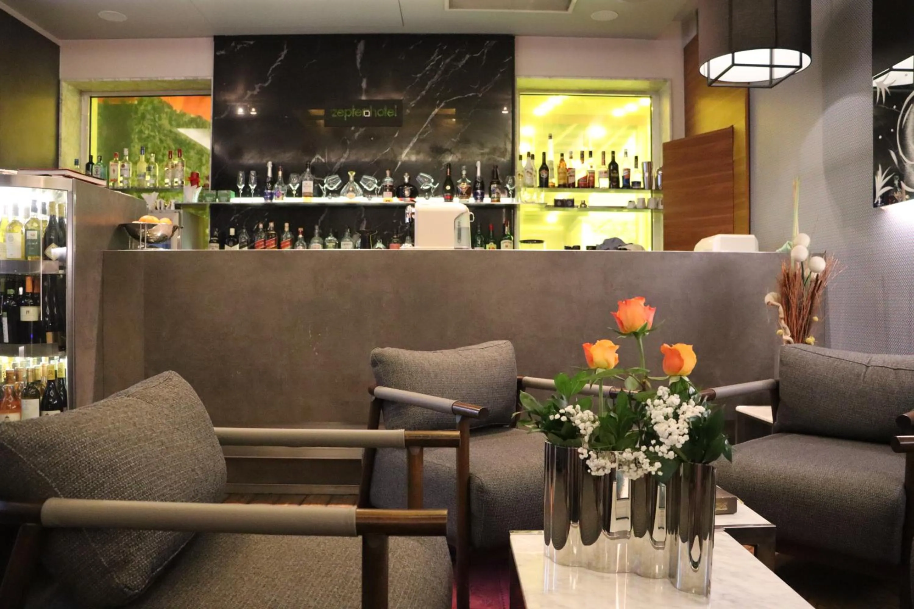 Lounge or bar in Zepter Hotel Belgrade, member of Zepter Hotels