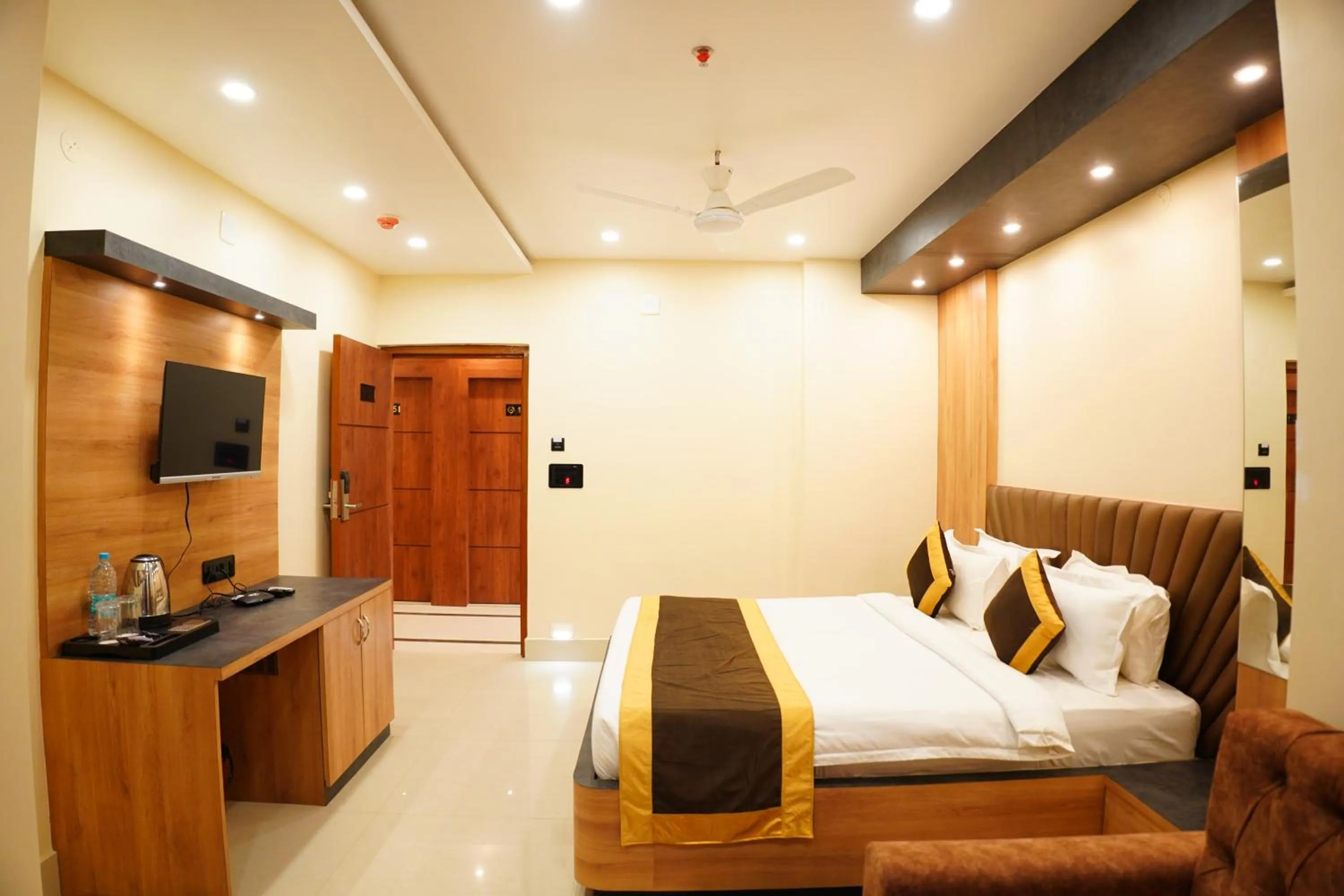 Bed in The MARUTINANDAN GRAND