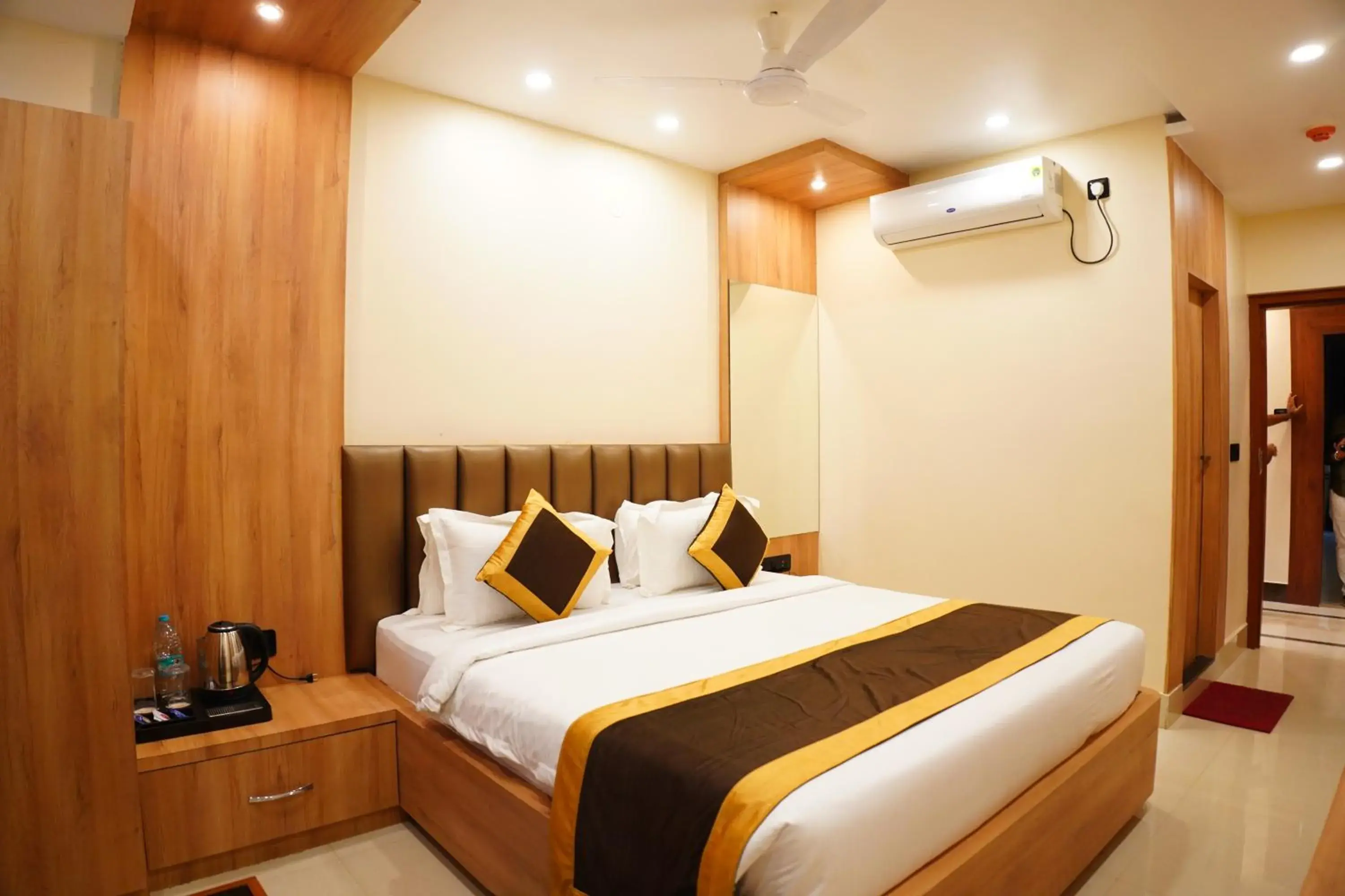 Bed in The MARUTINANDAN GRAND Bed in The MARUTINANDAN GRAND