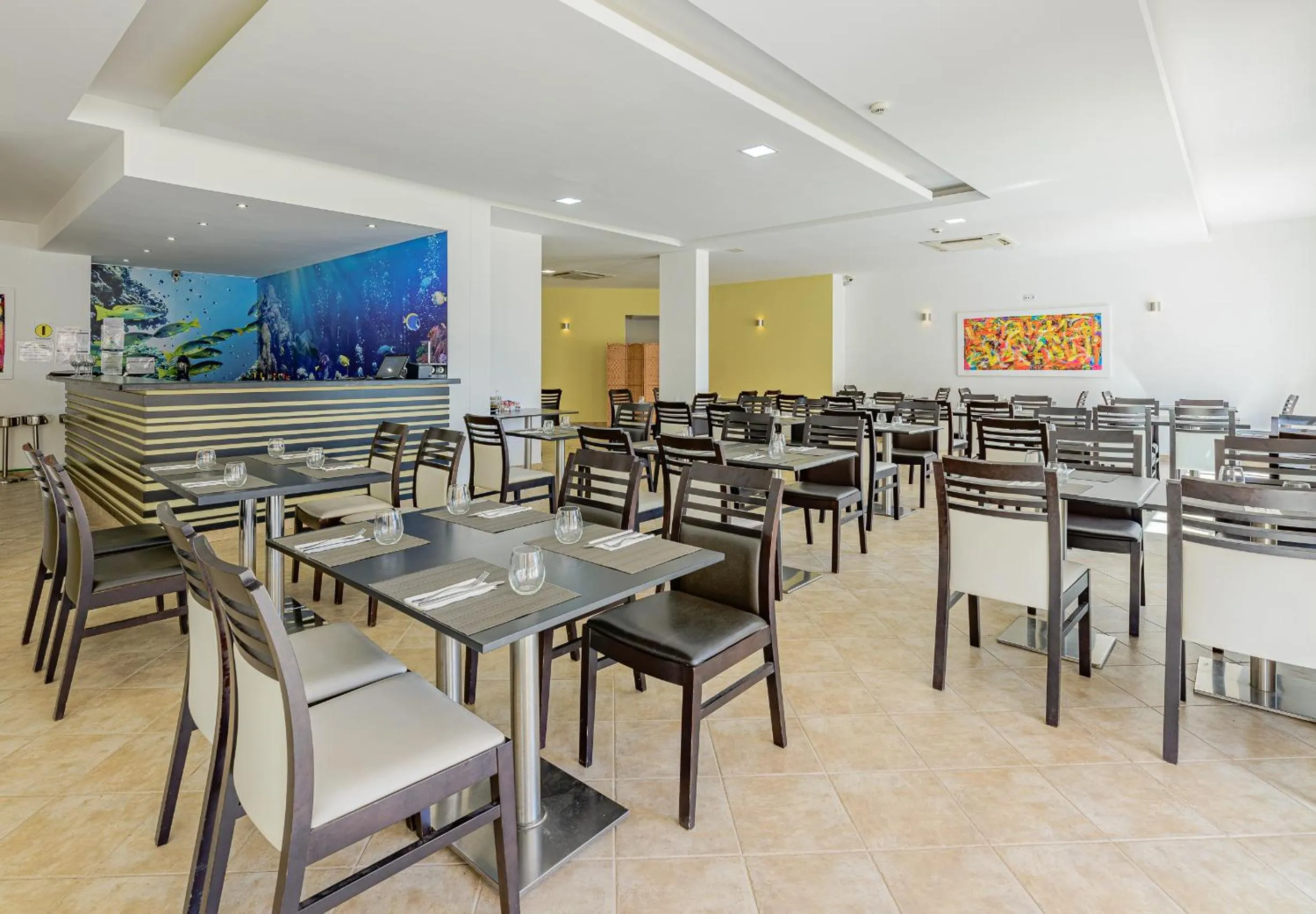 Restaurant/places to eat in Agua Hotels Sal Vila Verde