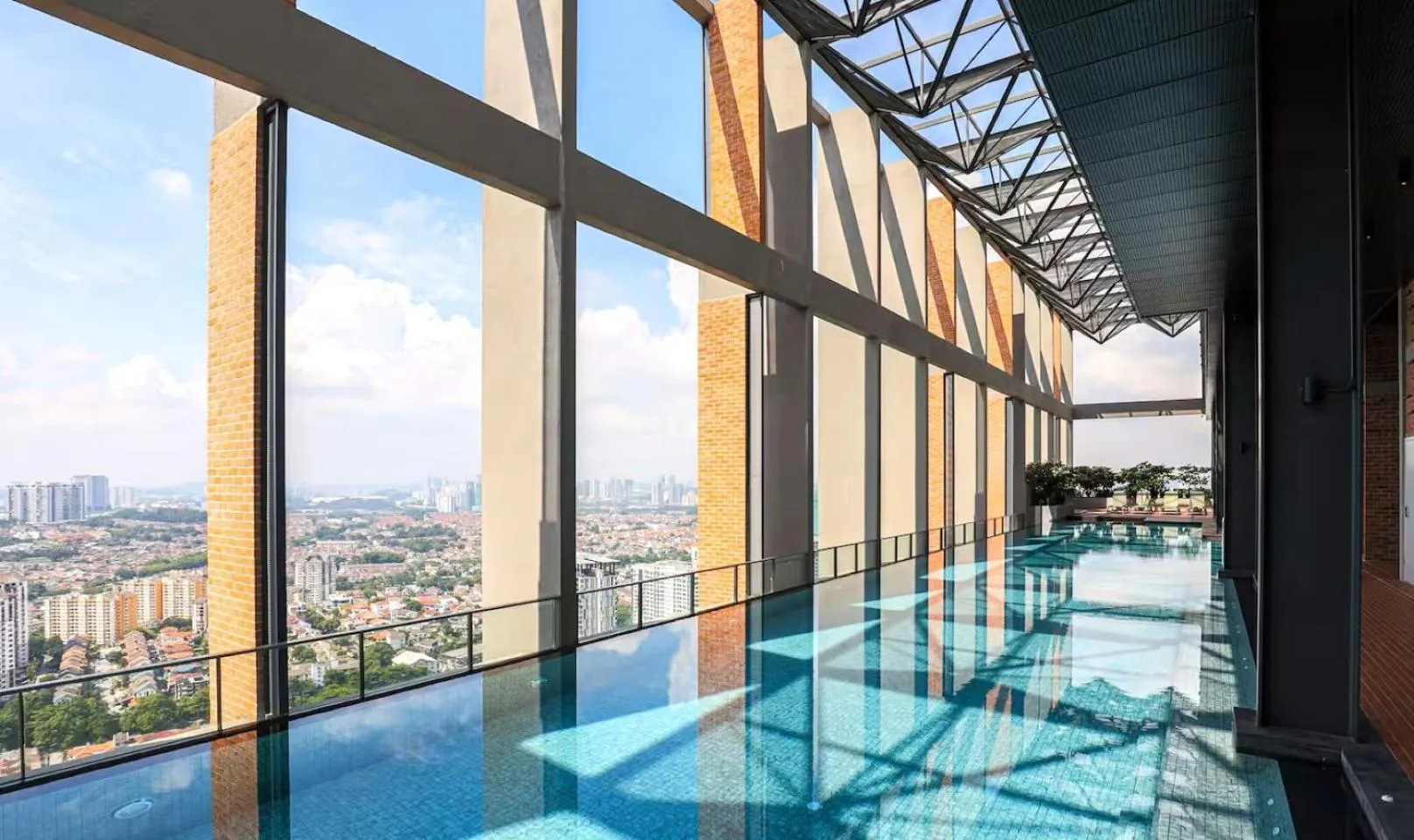 Swimming pool in Millerz Square Old Klang Road