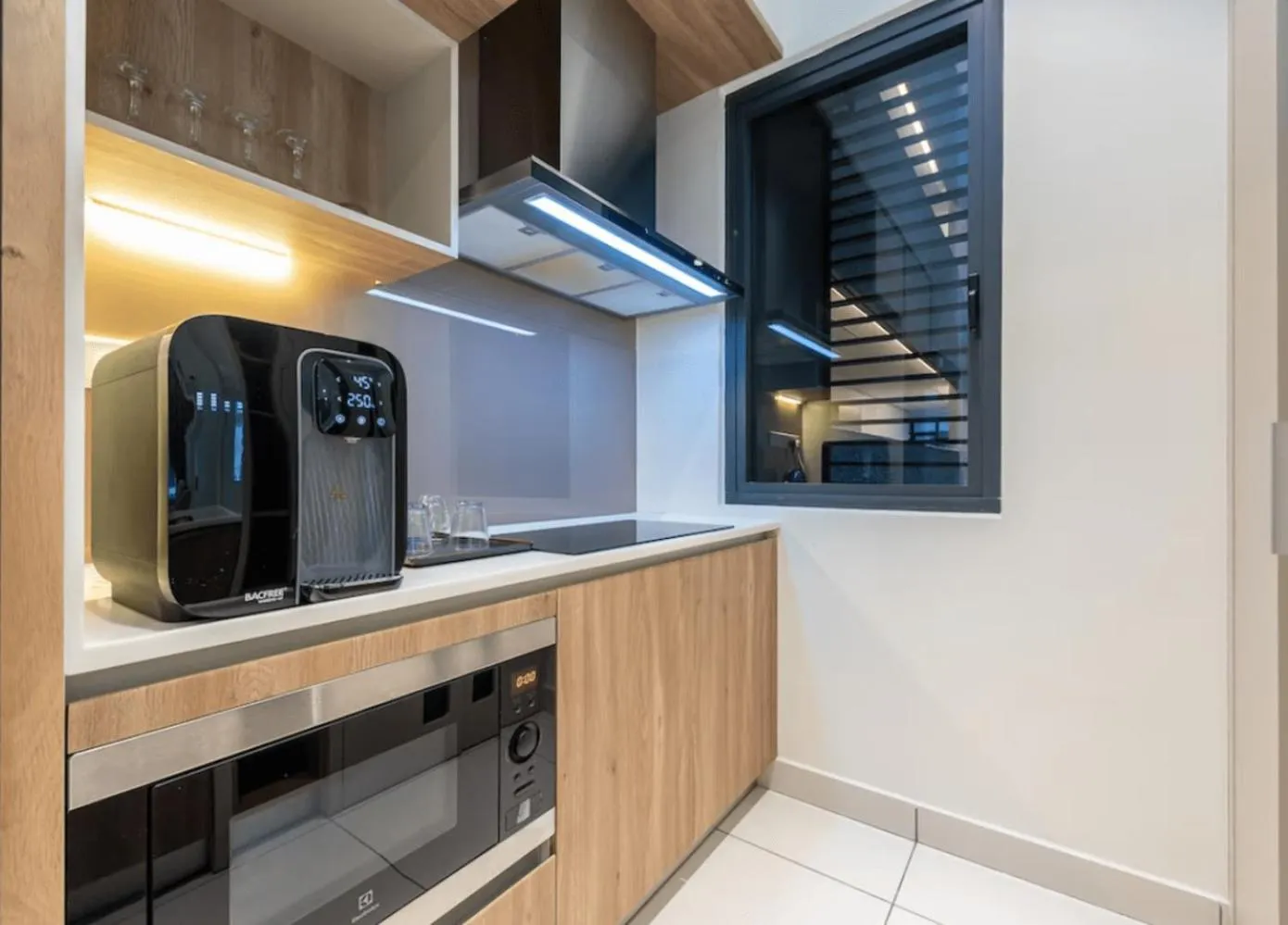 Coffee/tea facilities in Millerz Square Old Klang Road