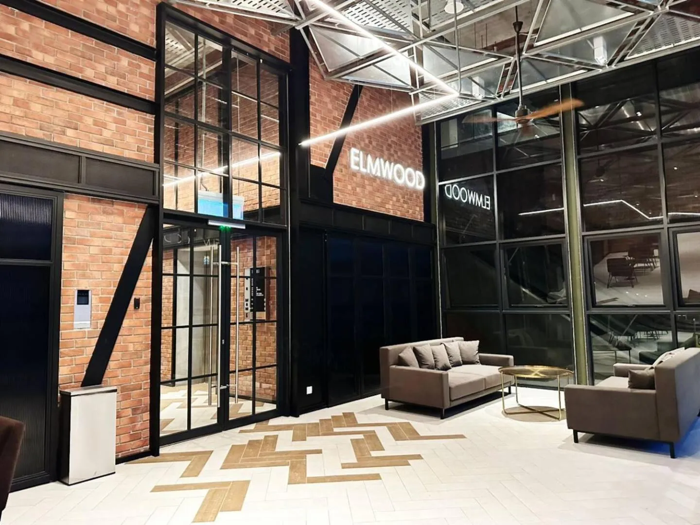 Lobby or reception in Millerz Square Old Klang Road