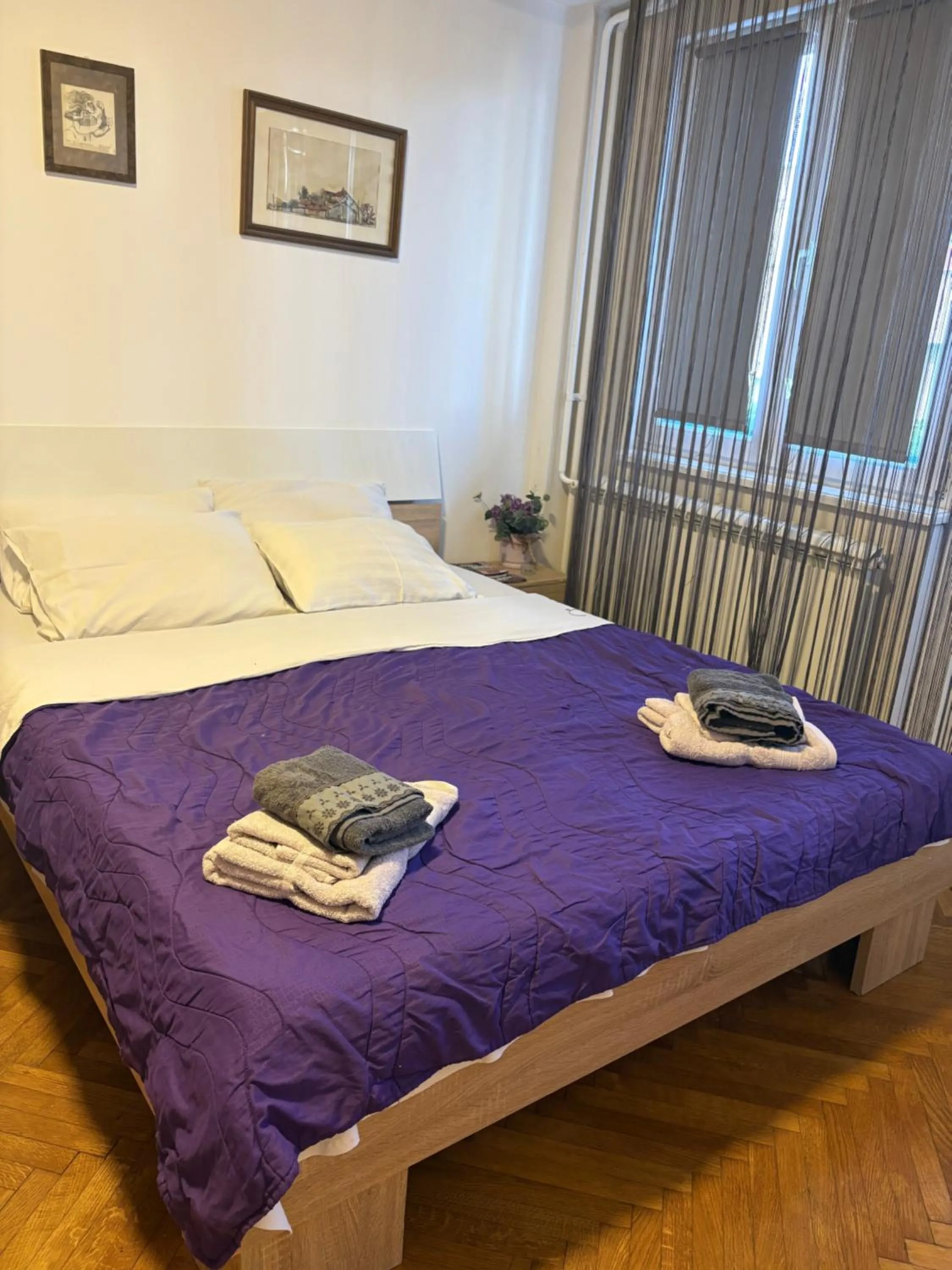 Bed in Apartments Sat