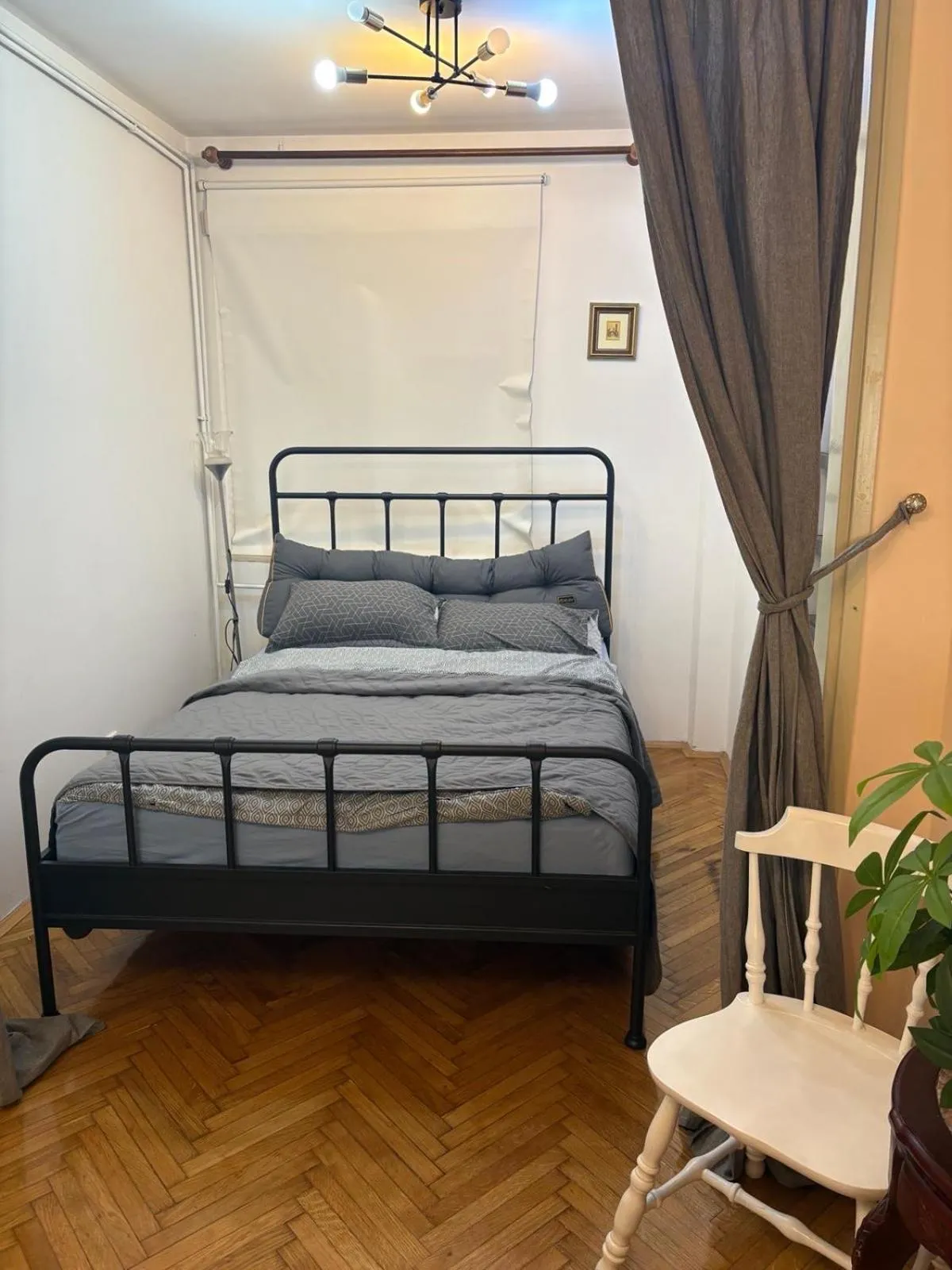 Bed in Apartments Sat