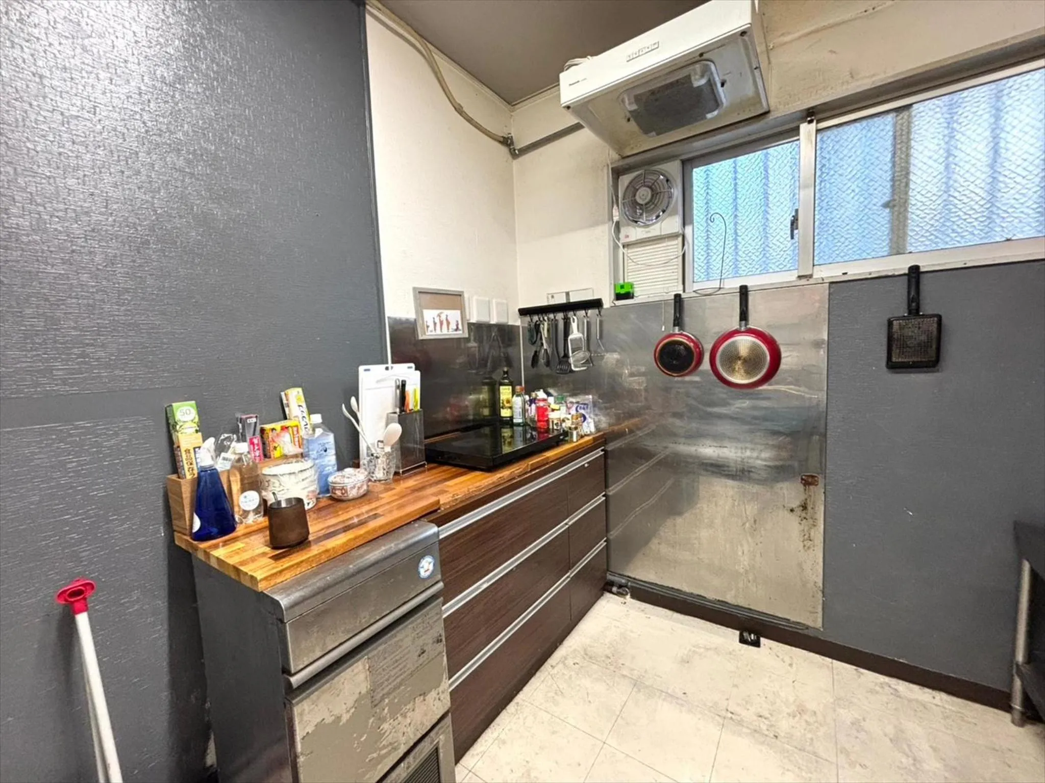 Communal kitchen in Guest house cocode