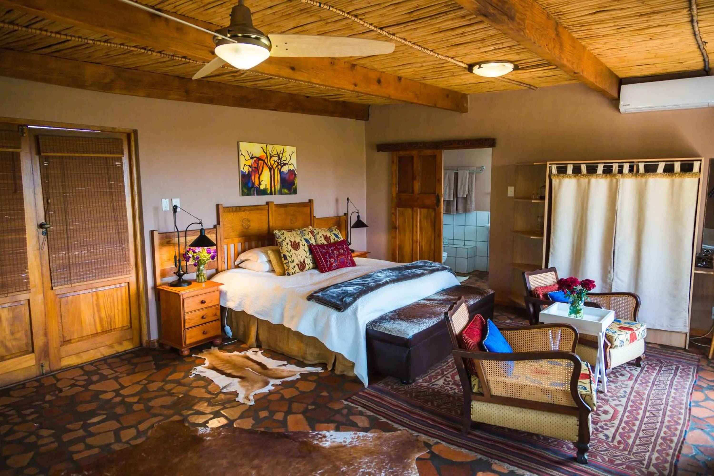 Photo of the whole room, Bed in Skeiding Guest Farm