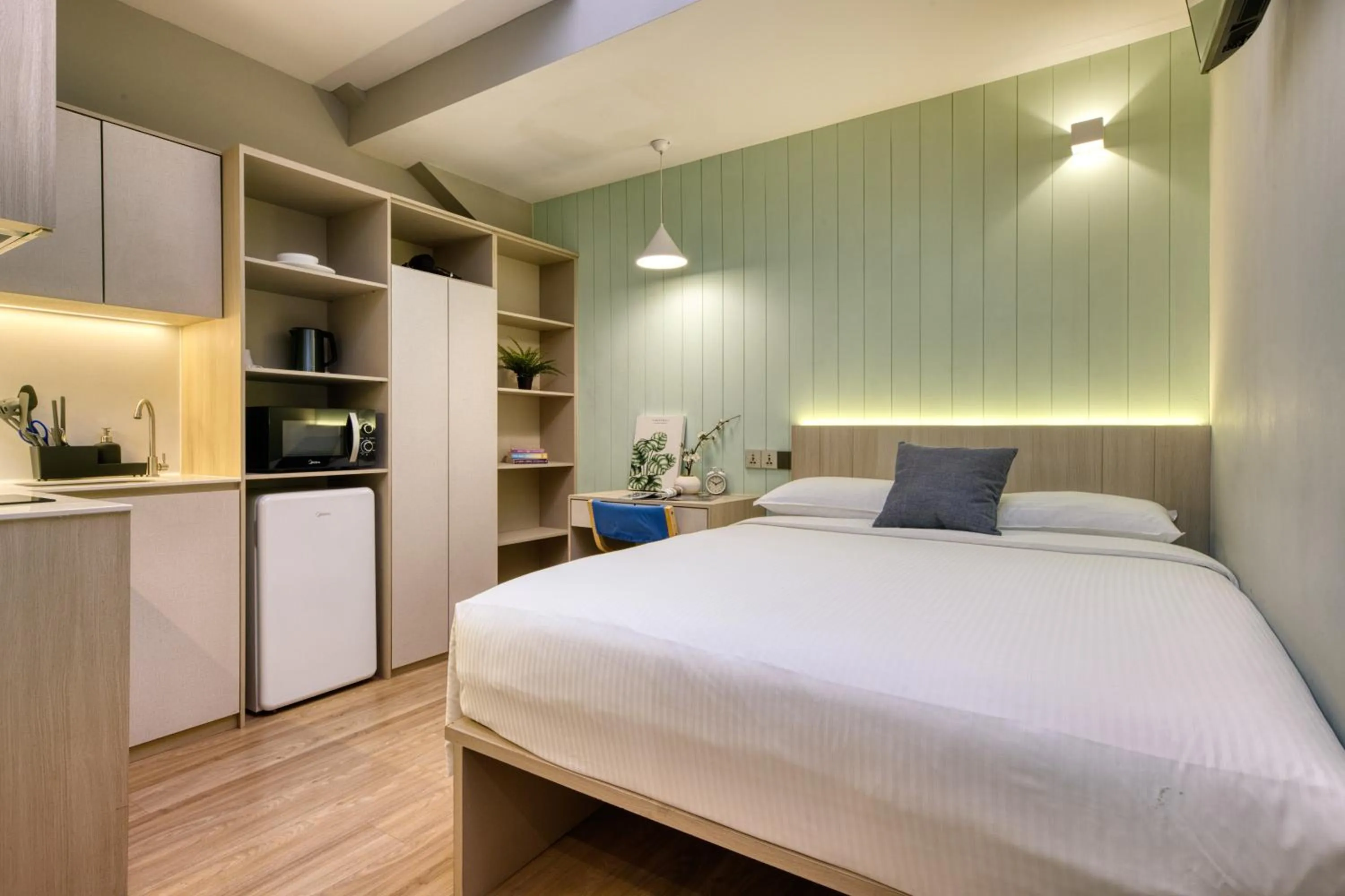 Bedroom, Bed in Habyt Studios Kallang