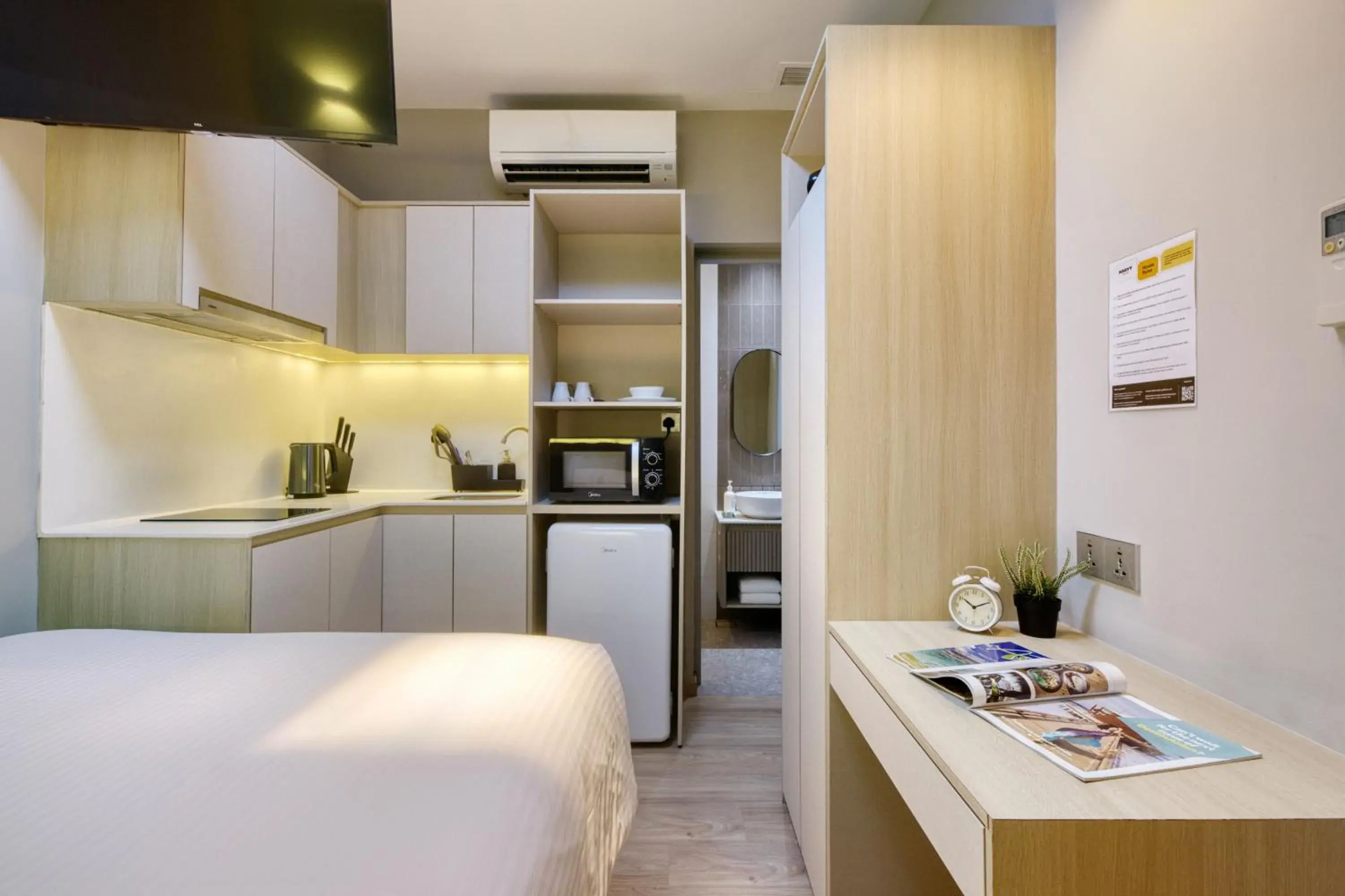 Photo of the whole room, Bed in Habyt Studios Kallang Photo of the whole room, Bed in Habyt Studios Kallang