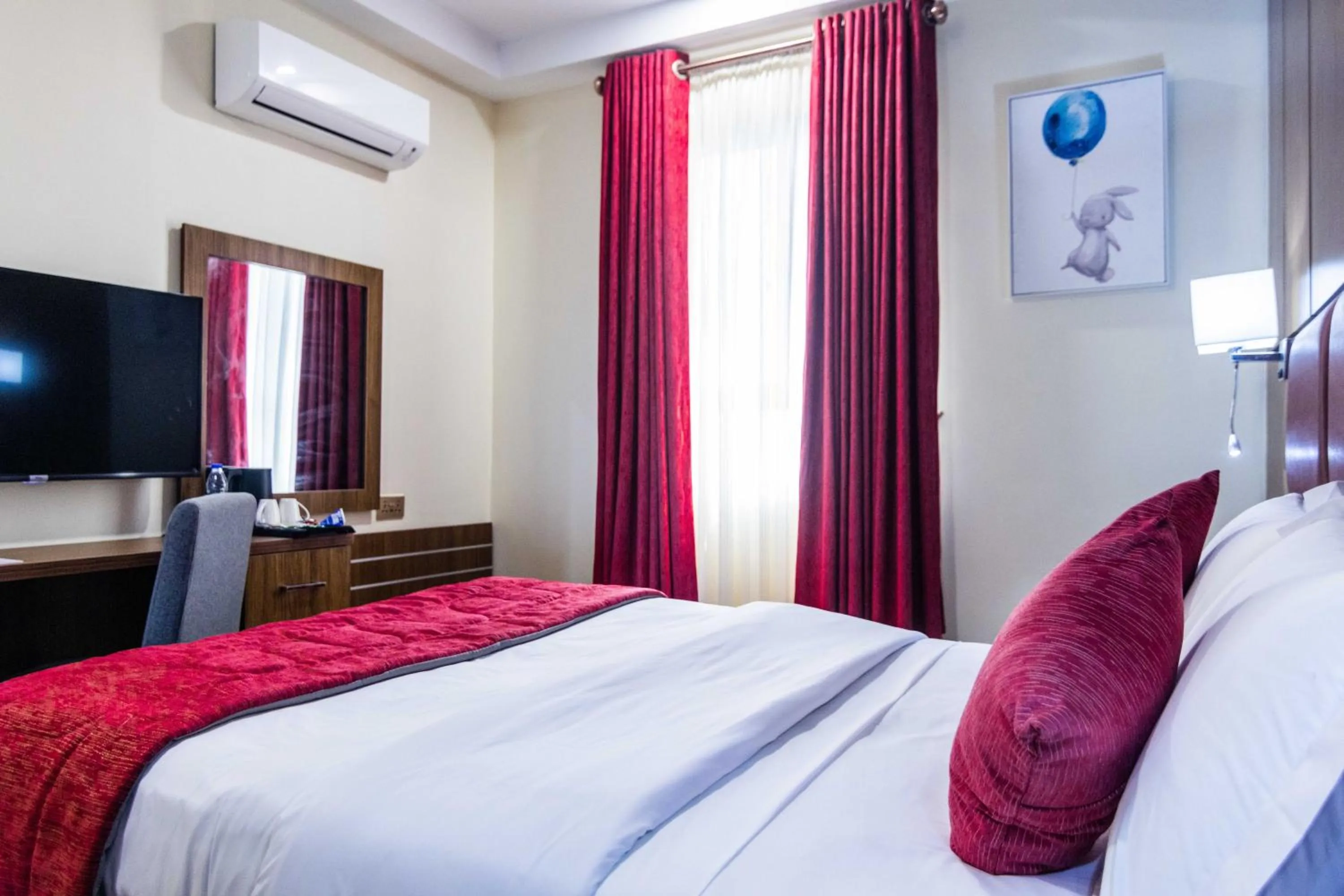 Bed in BON Hotel Octagon