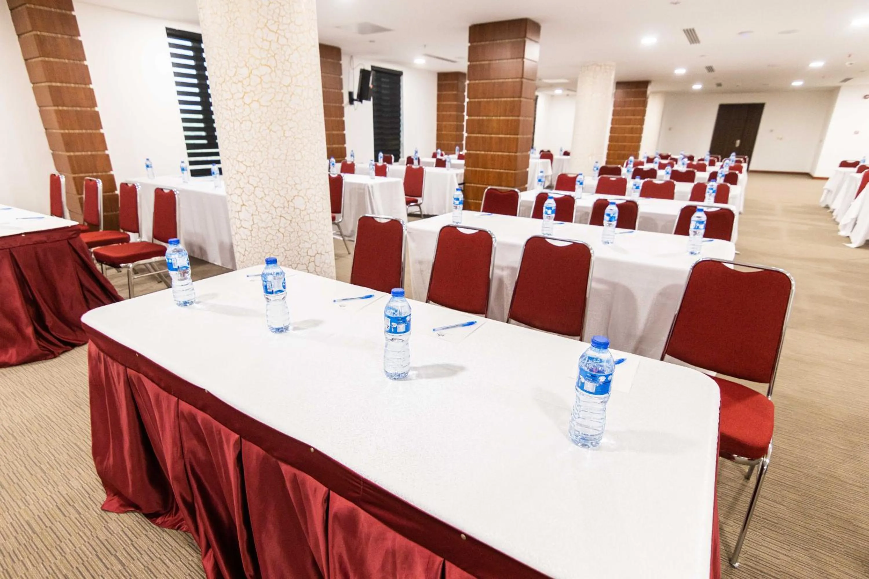 Meeting/conference room in BON Hotel Octagon