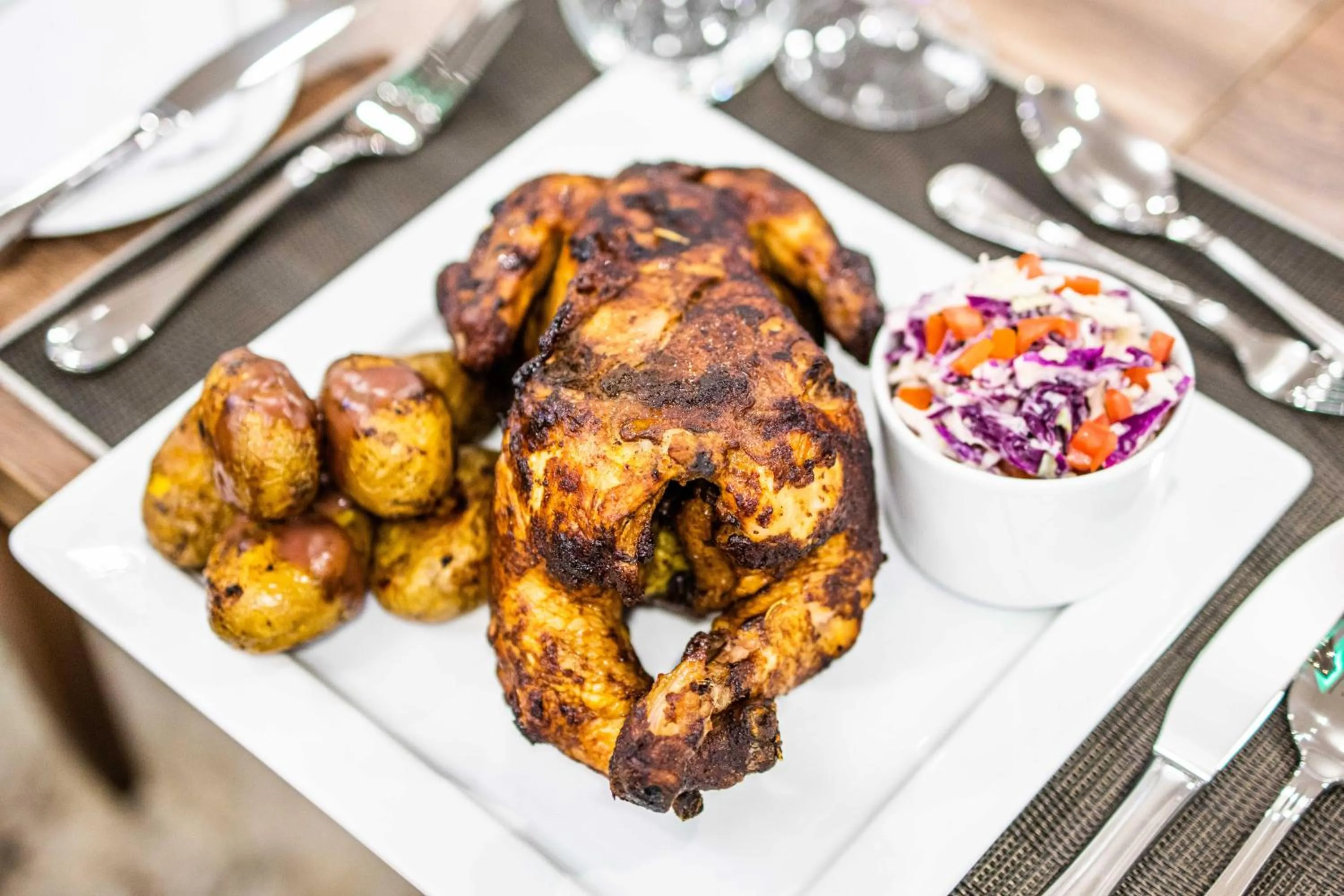 Restaurant/places to eat in BON Hotel Octagon