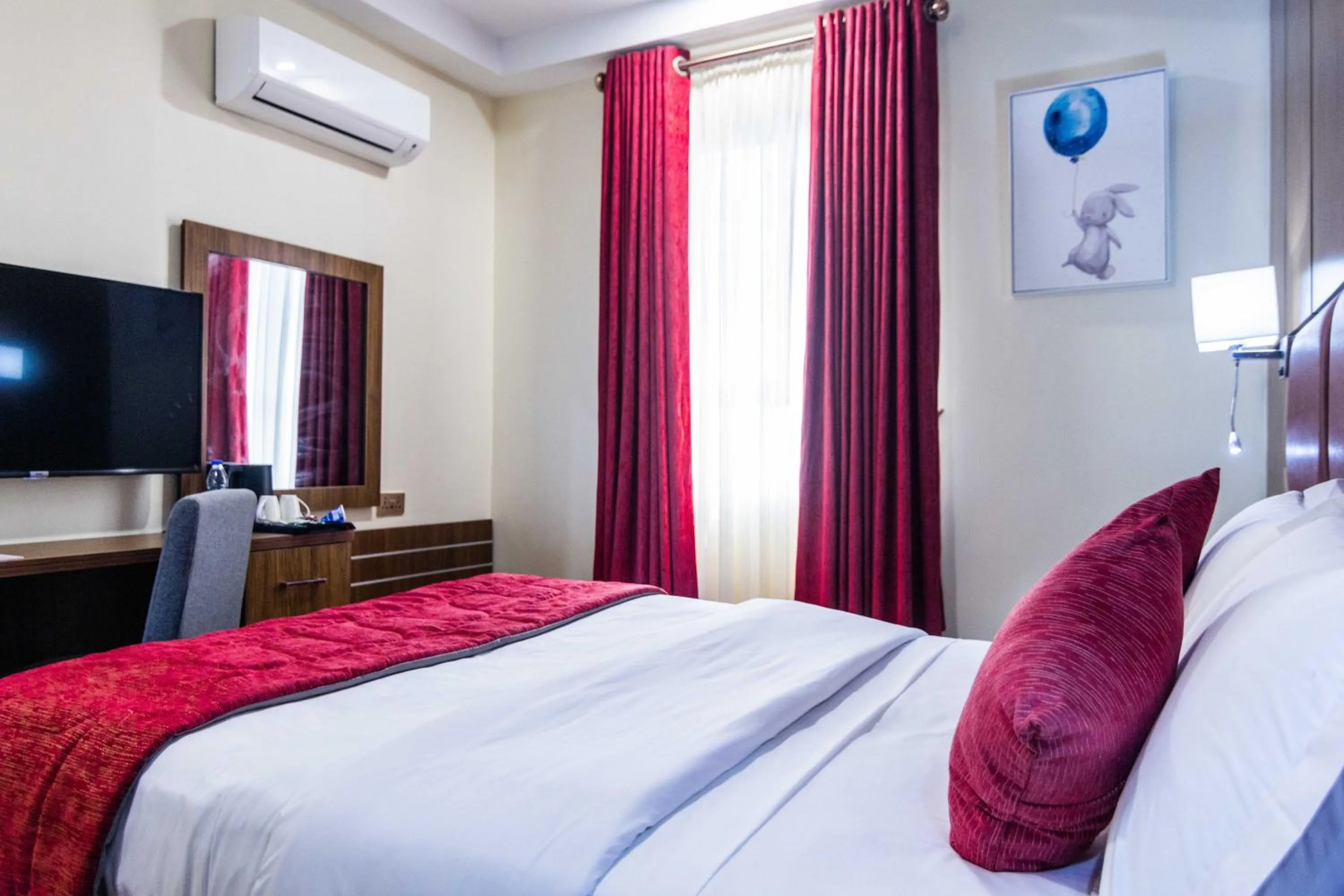 Bed in BON Hotel Octagon