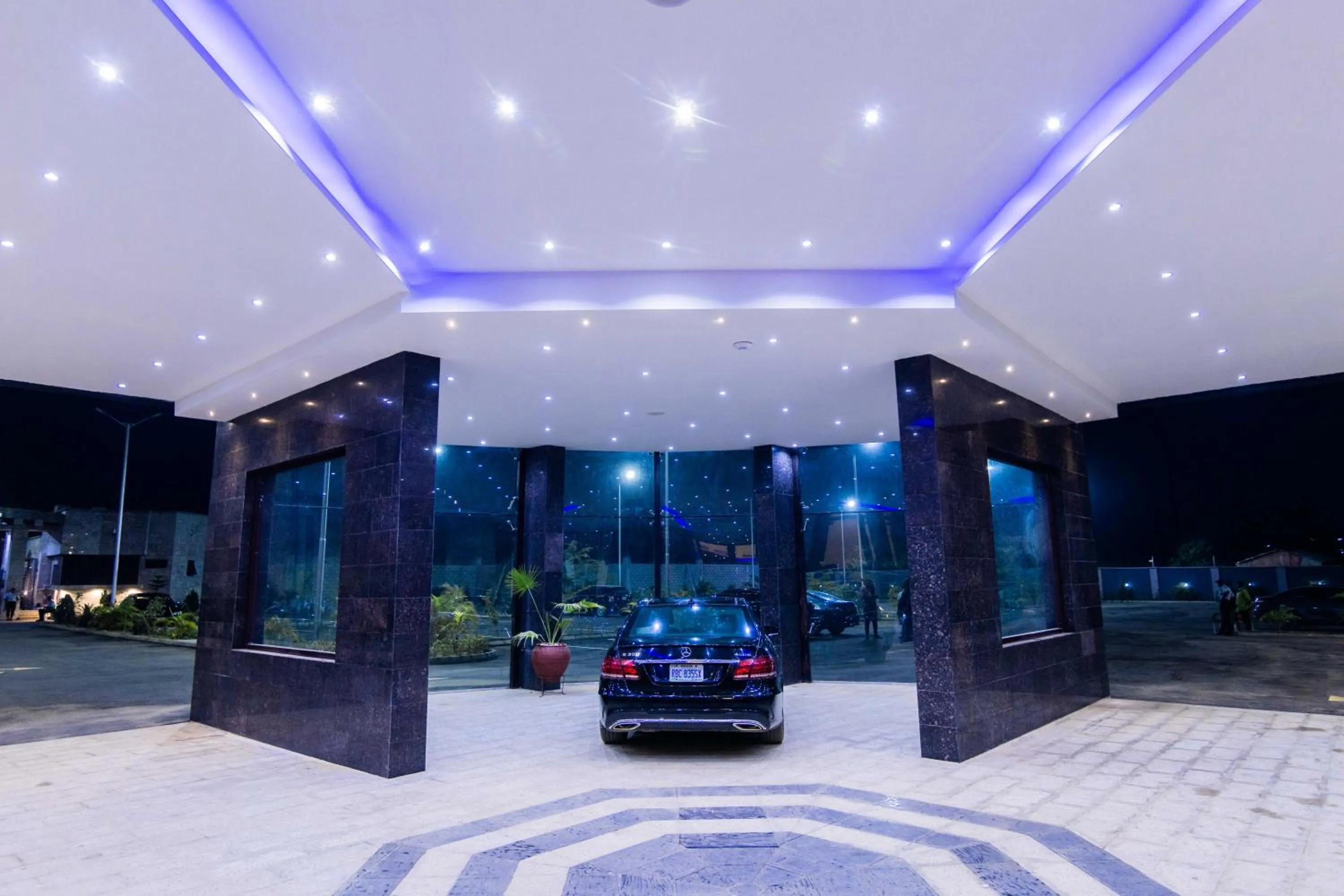 Night in BON Hotel Octagon