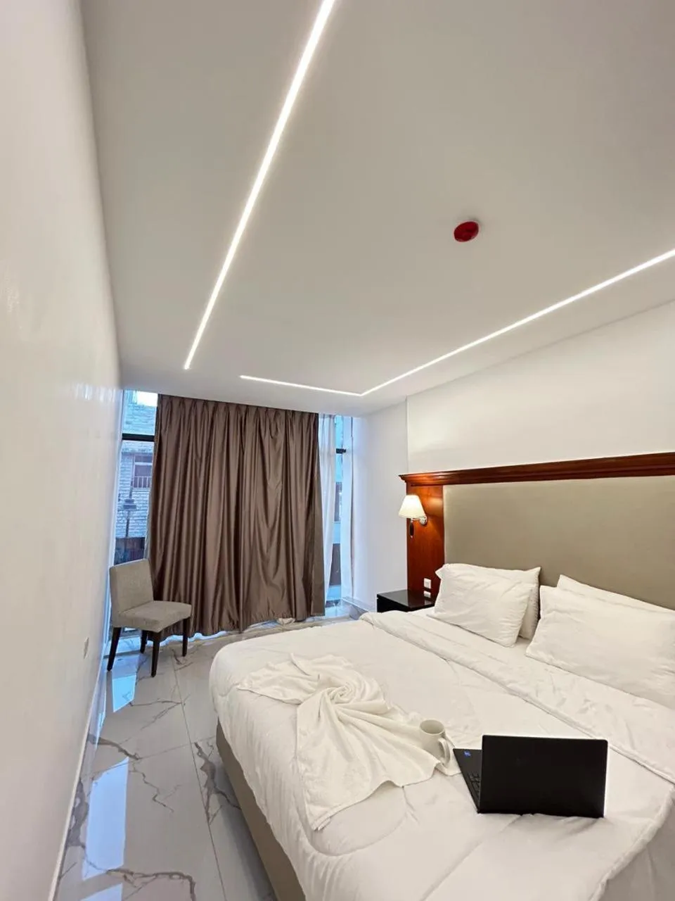 Photo of the whole room, Bed in Jerash Hotel