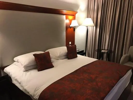 Photo of the whole room, Bed in Jerash Hotel