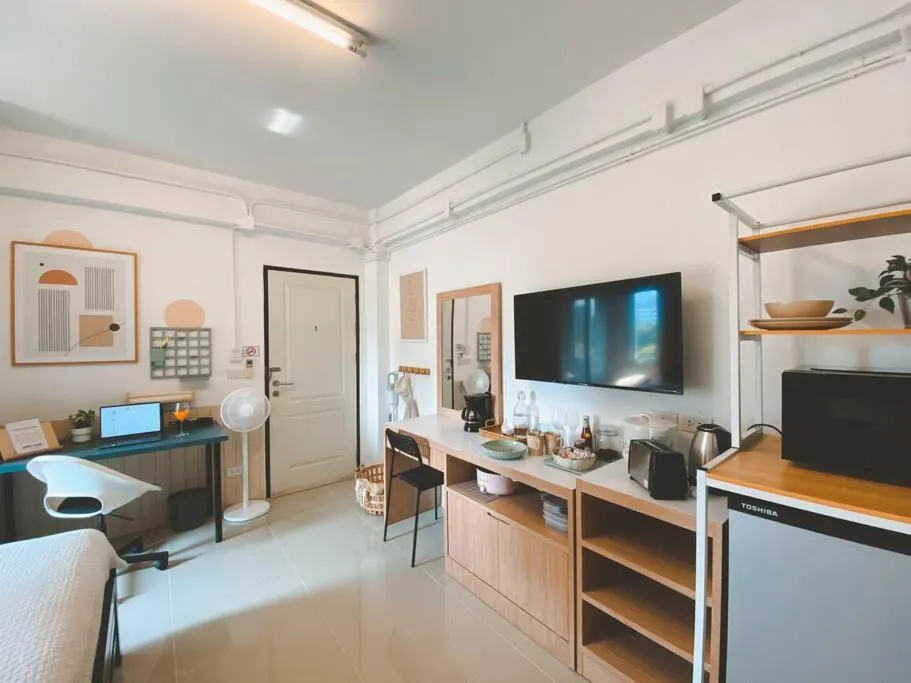 The Giftown Bangkok, Talat Phlu