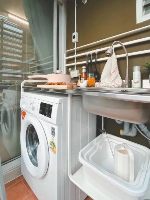 The Giftown Bangkok, Talat Phlu