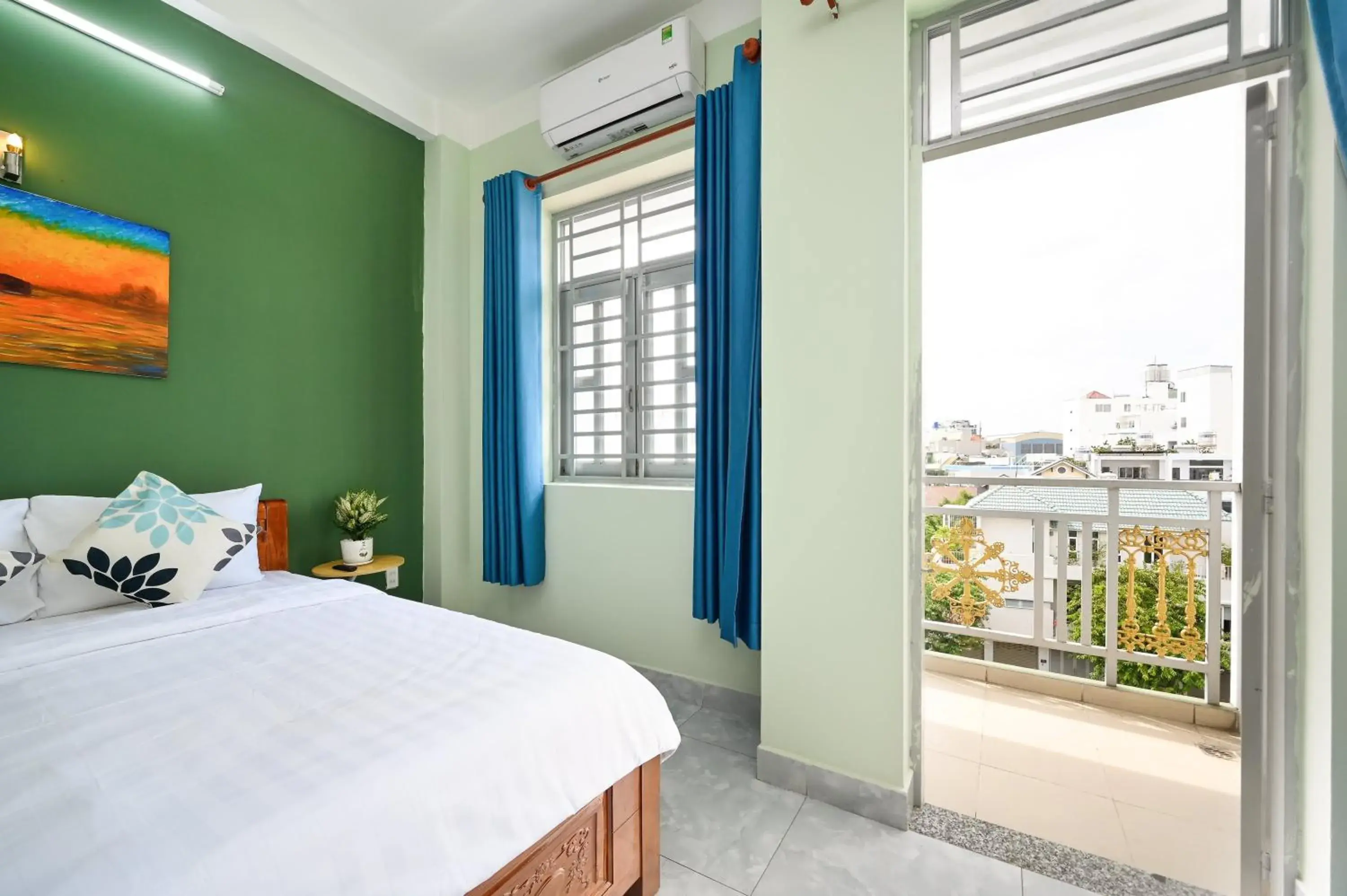 Suite in Montana Hotel & Aparment Saigon Airport Suite in Montana Hotel & Aparment Saigon Airport