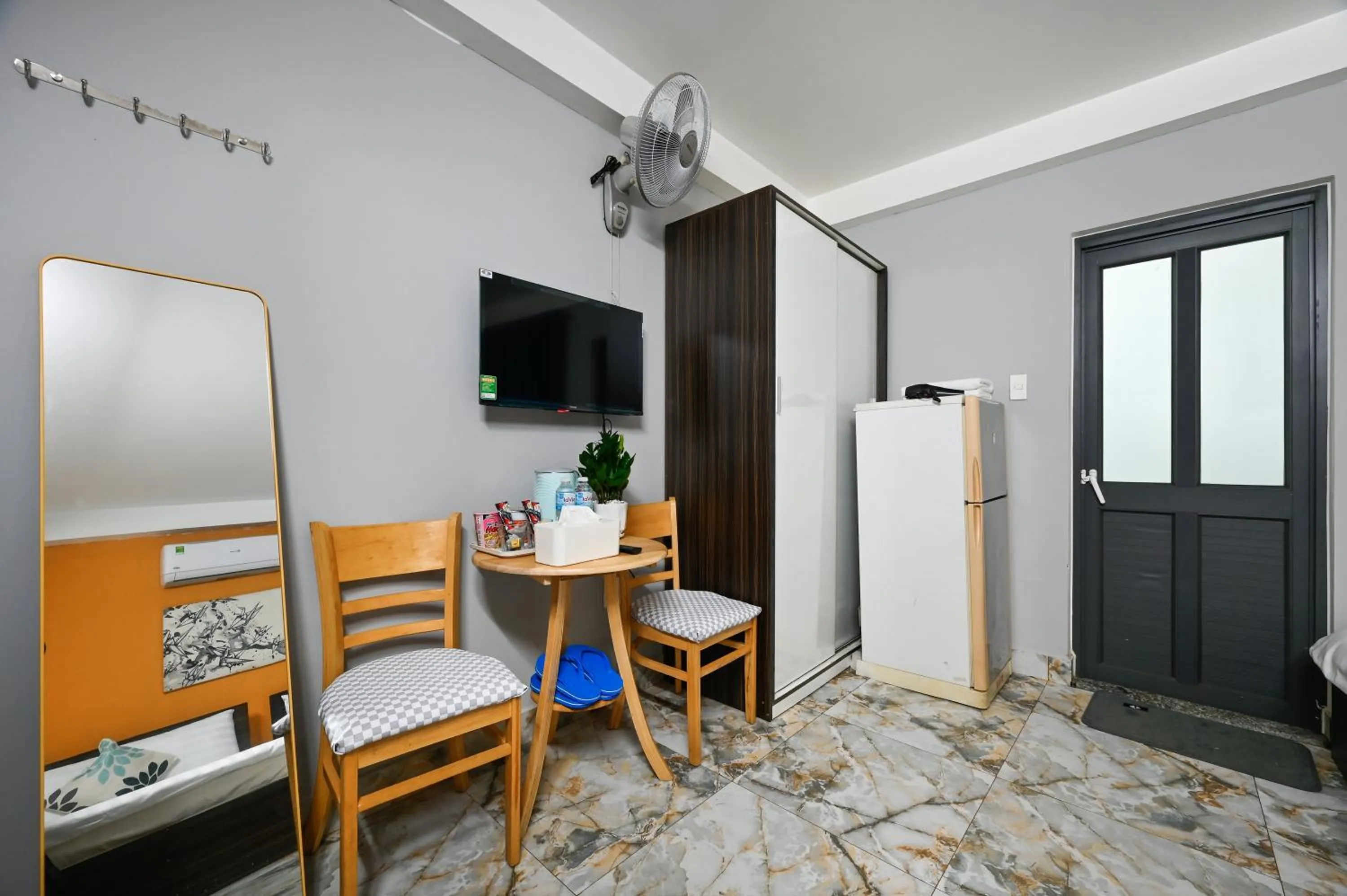 Living room in Montana Hotel & Aparment Saigon Airport