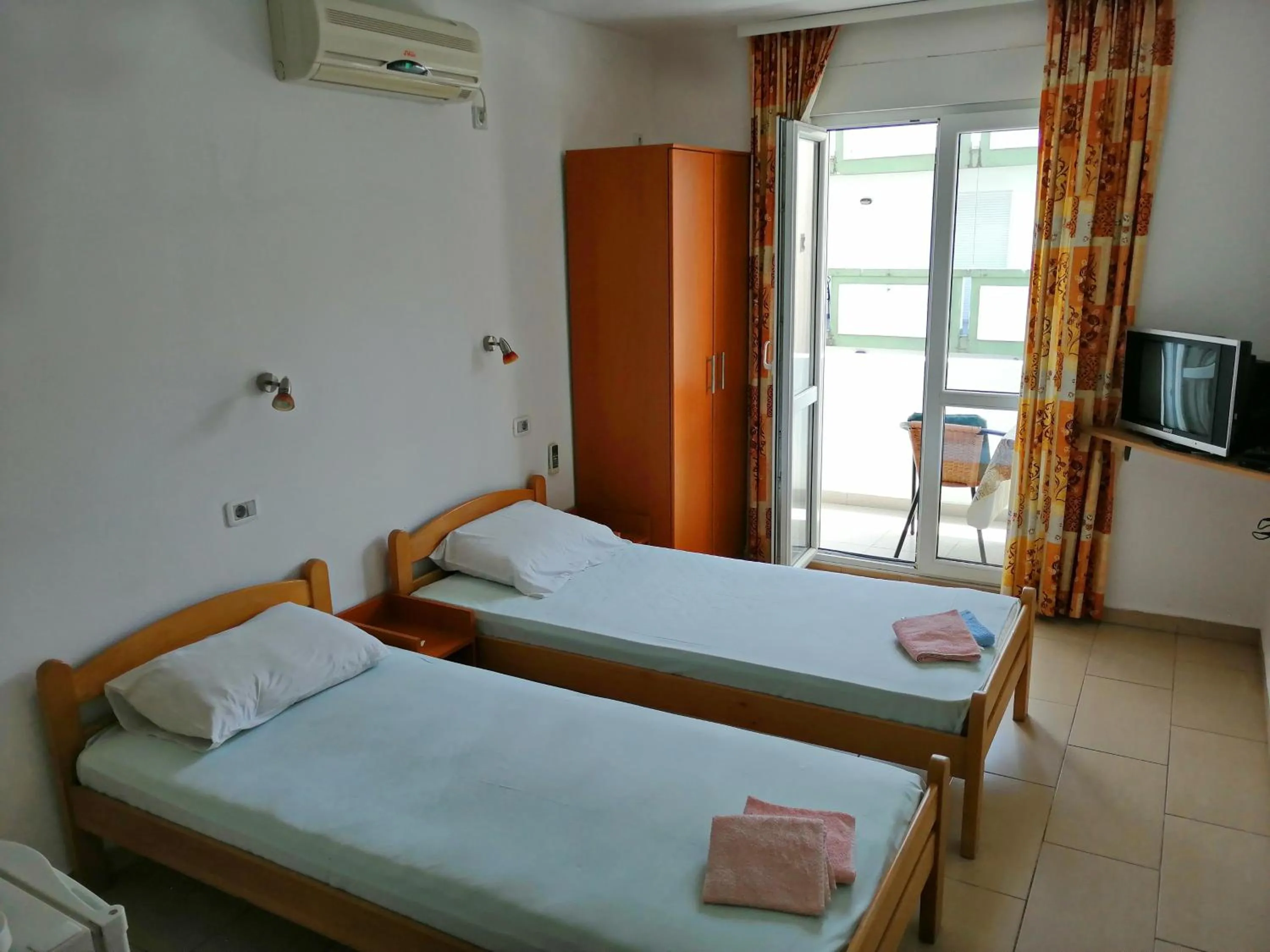 Photo of the whole room, Bed in Mirko Apartments Budva