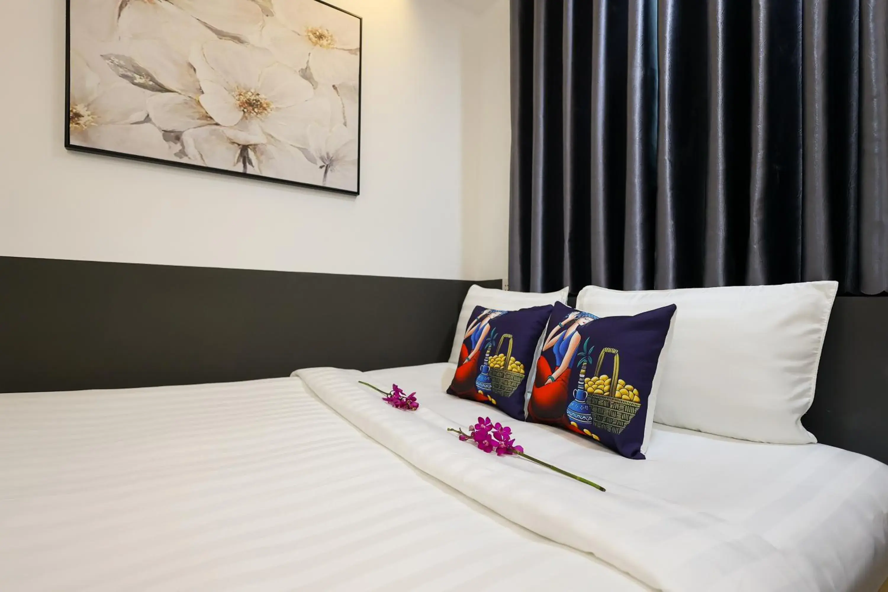 Bed in Ruby Star Hotel Nam Quoc Cang Bed in Ruby Star Hotel Nam Quoc Cang