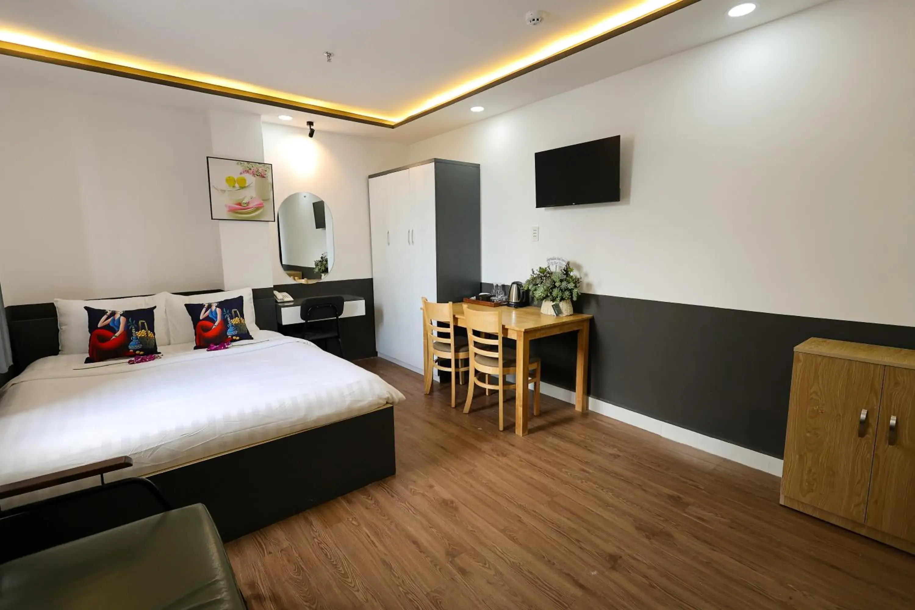 Bed in Ruby Star Hotel Nam Quoc Cang Bed in Ruby Star Hotel Nam Quoc Cang