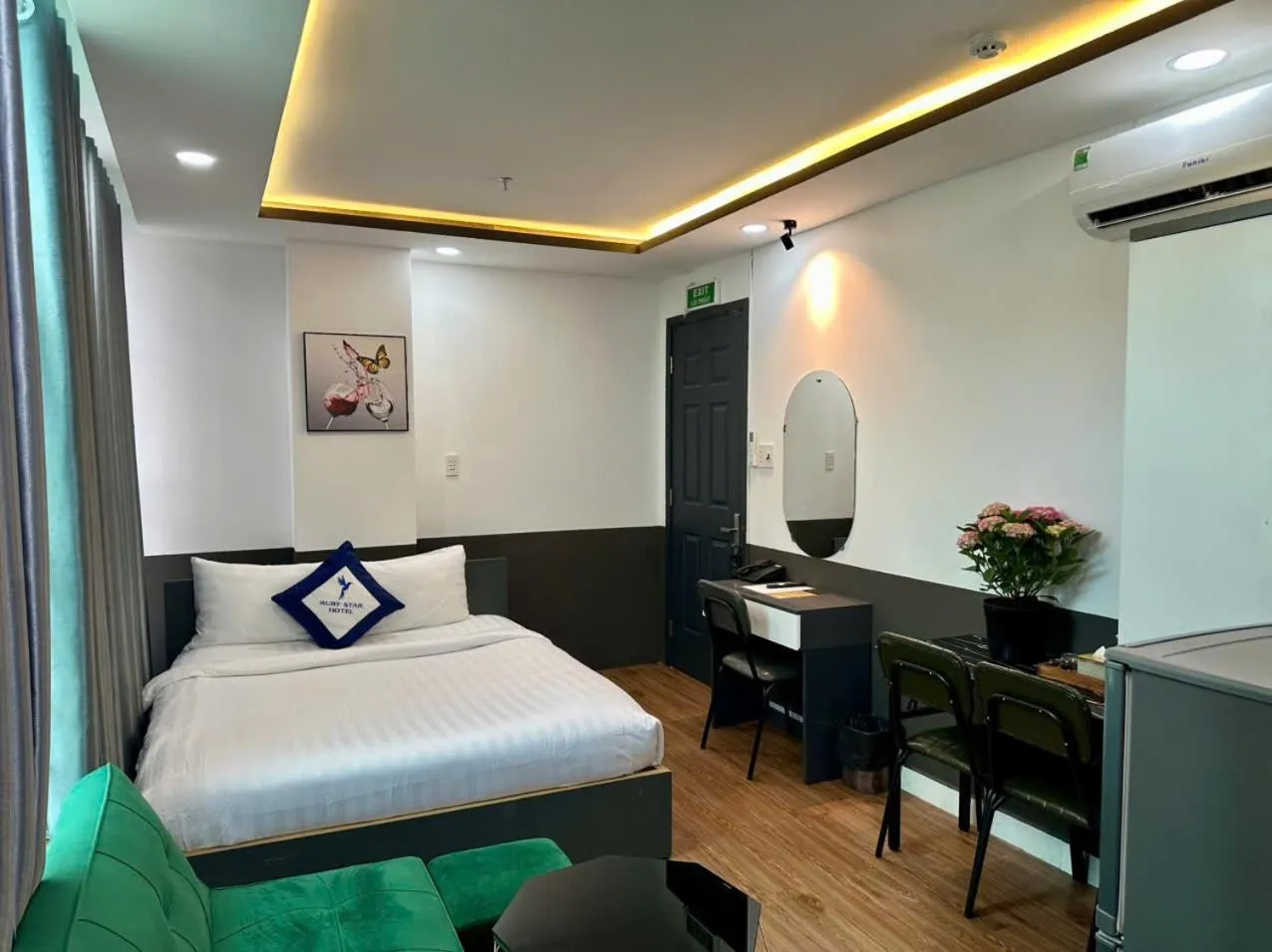 Bed in Ruby Star Hotel Nam Quoc Cang