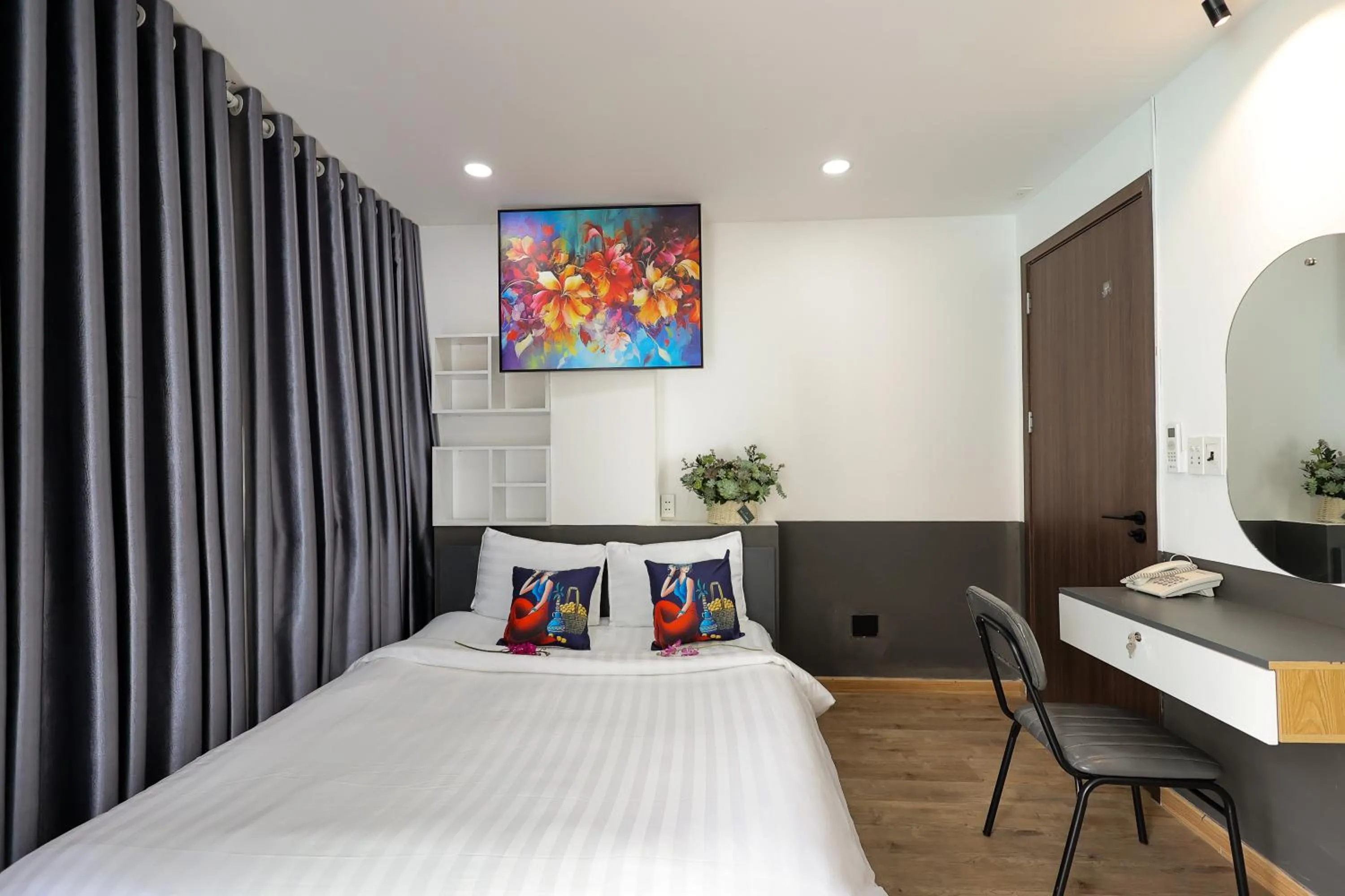 Bed in Ruby Star Hotel Nam Quoc Cang