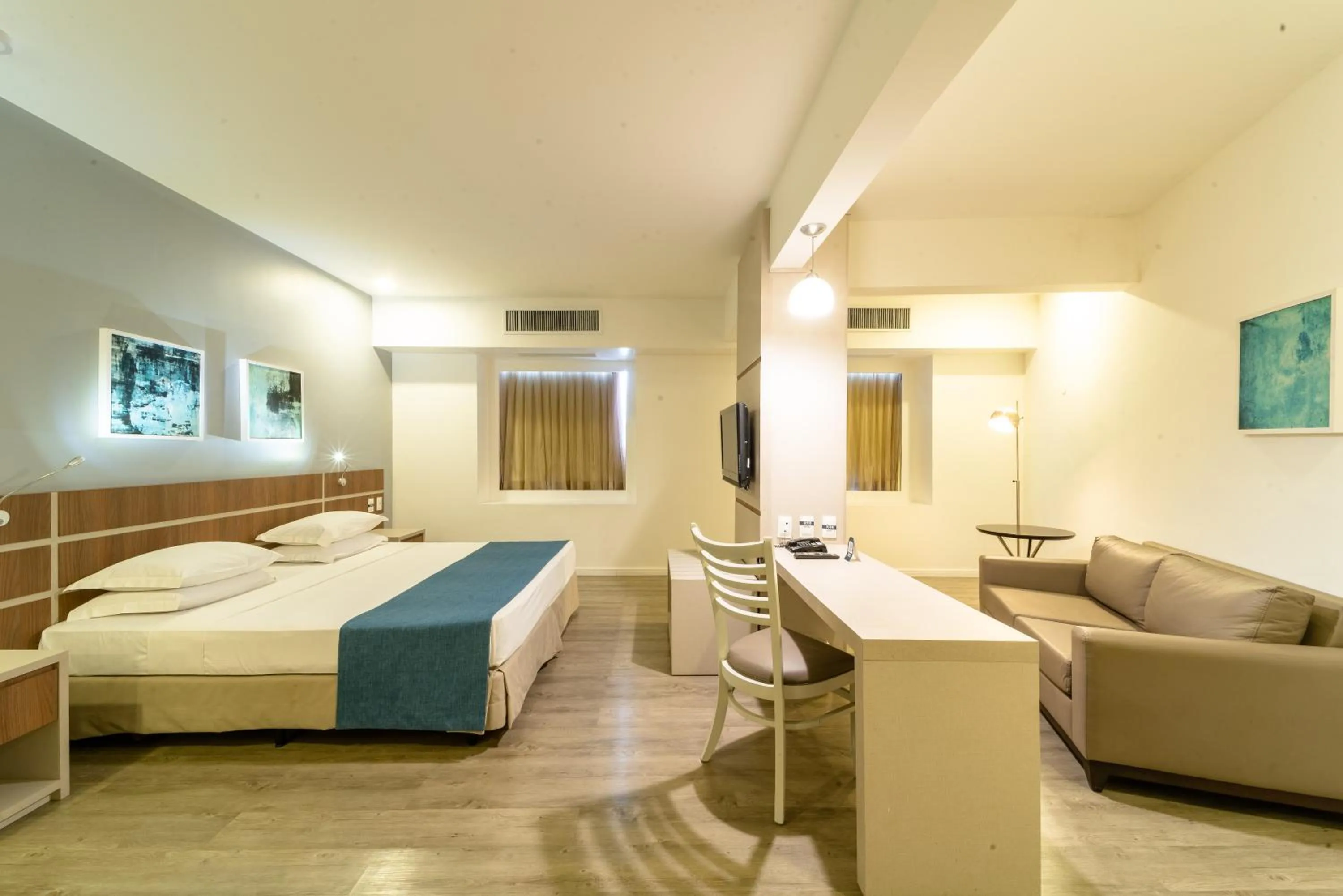 Photo of the whole room, Bed in Oasis Imperial & Fortaleza