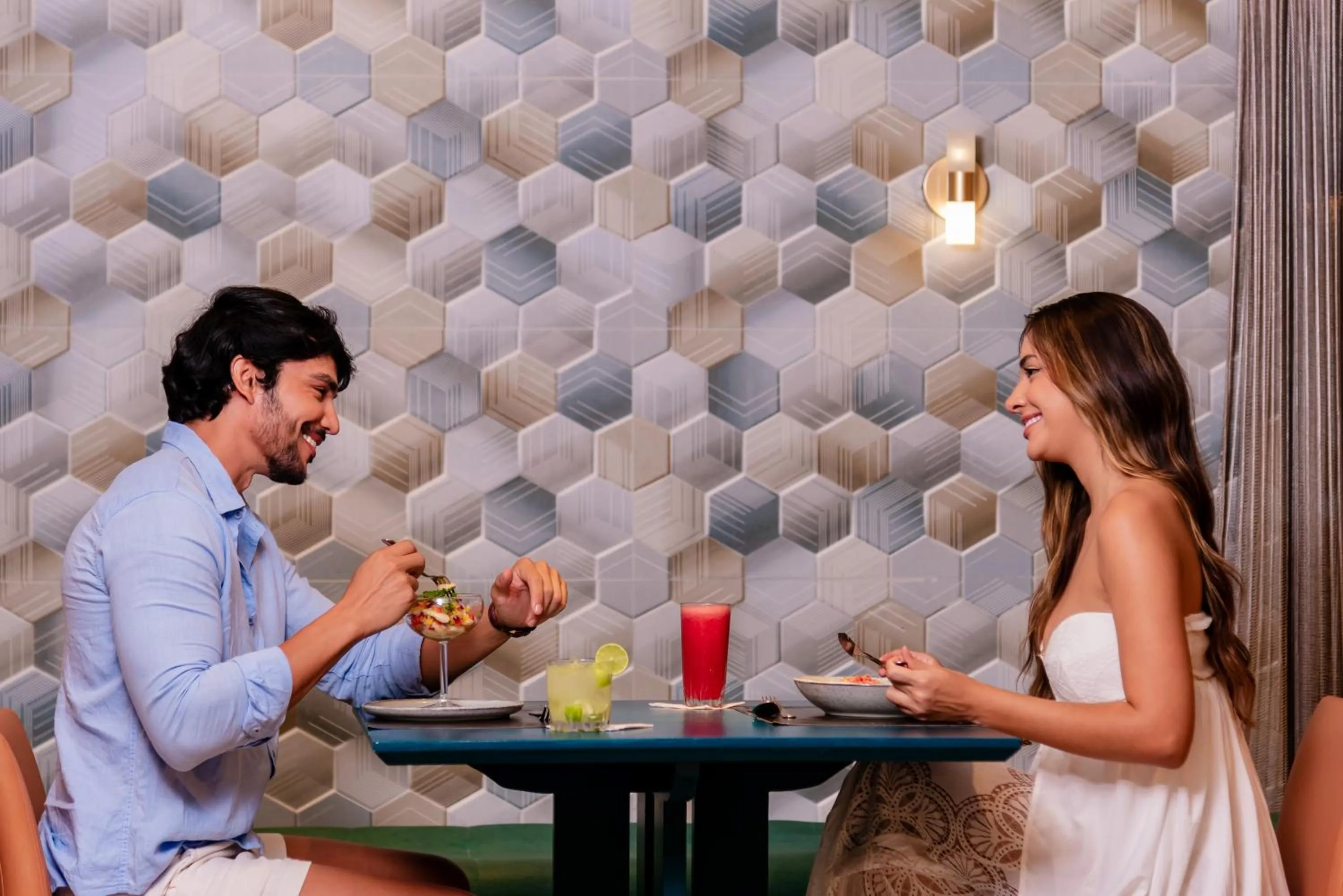 Restaurant/places to eat in Oasis Imperial & Fortaleza