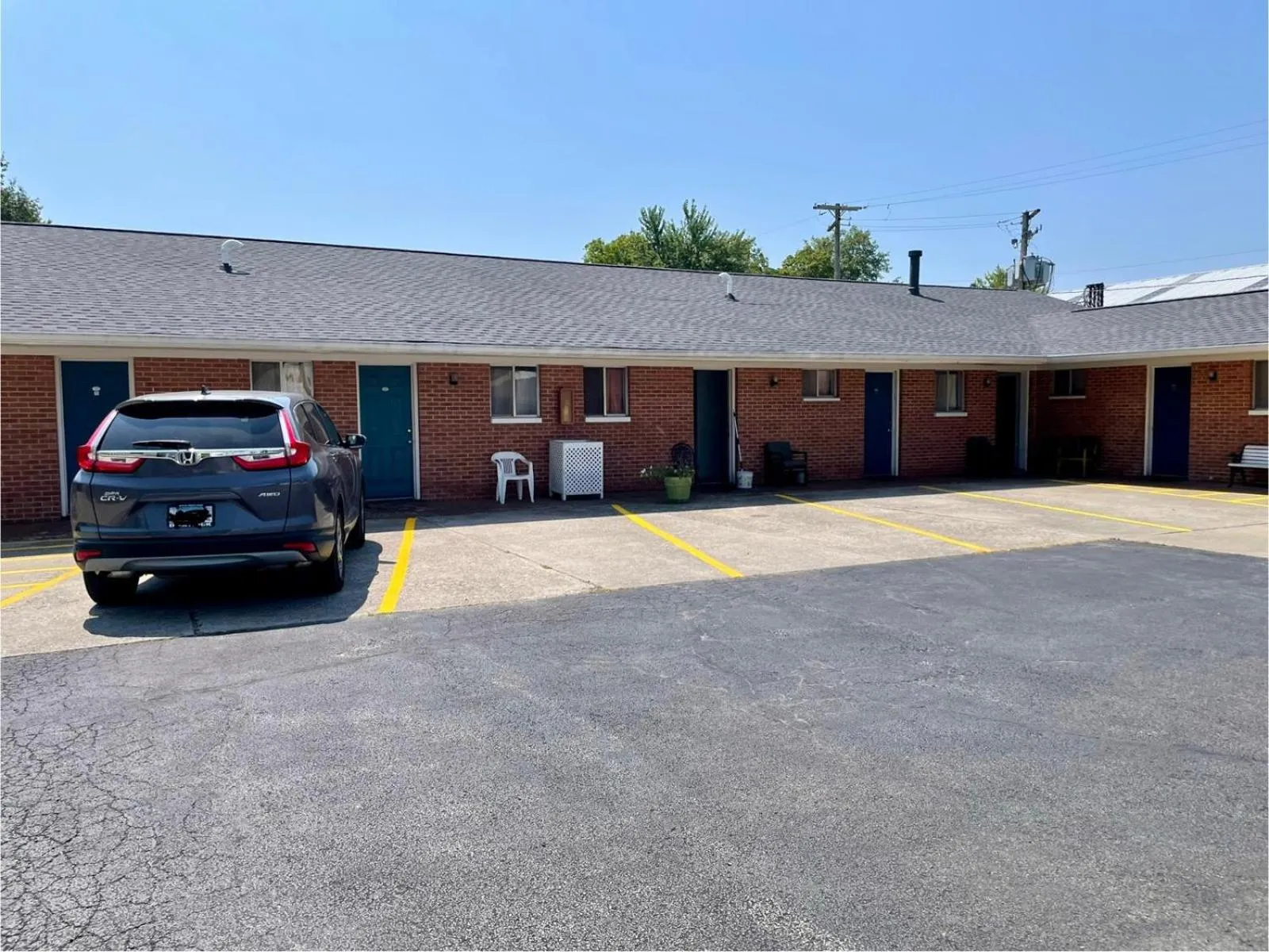 Property building in Travelers Inn Olney