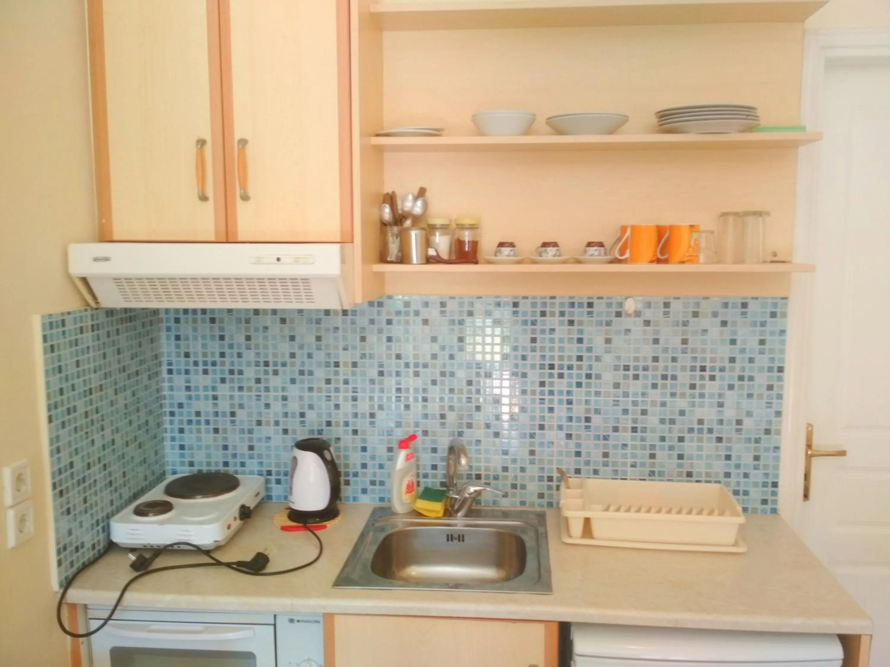 Rent Rooms Alexiou