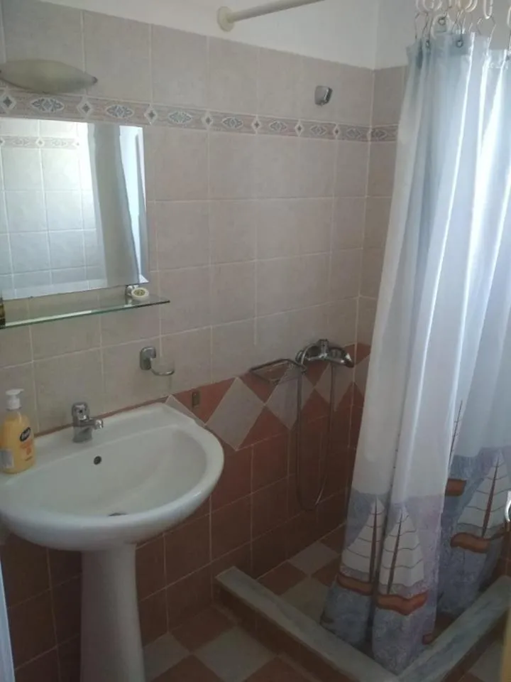 Rent Rooms Alexiou