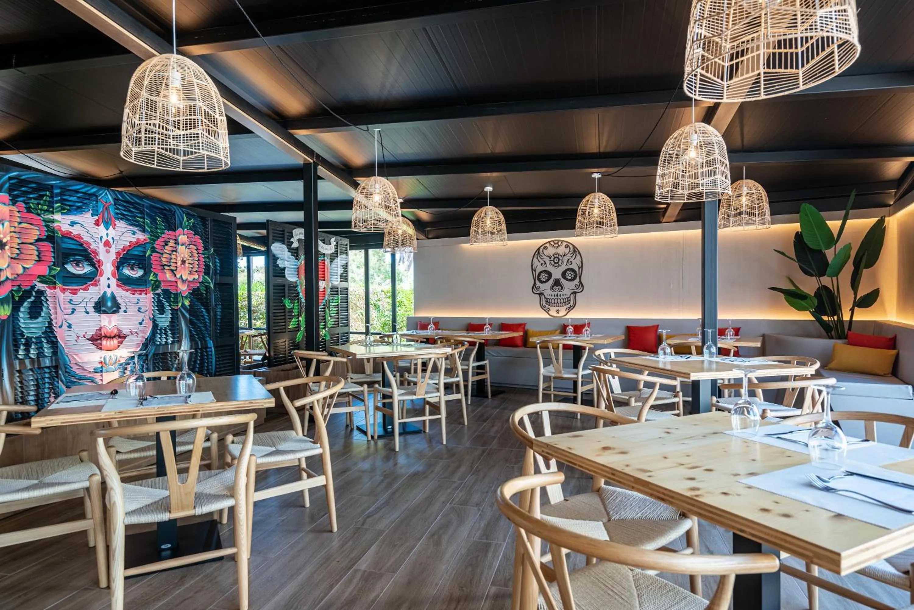 Restaurant/places to eat in THB Sa Coma Platja