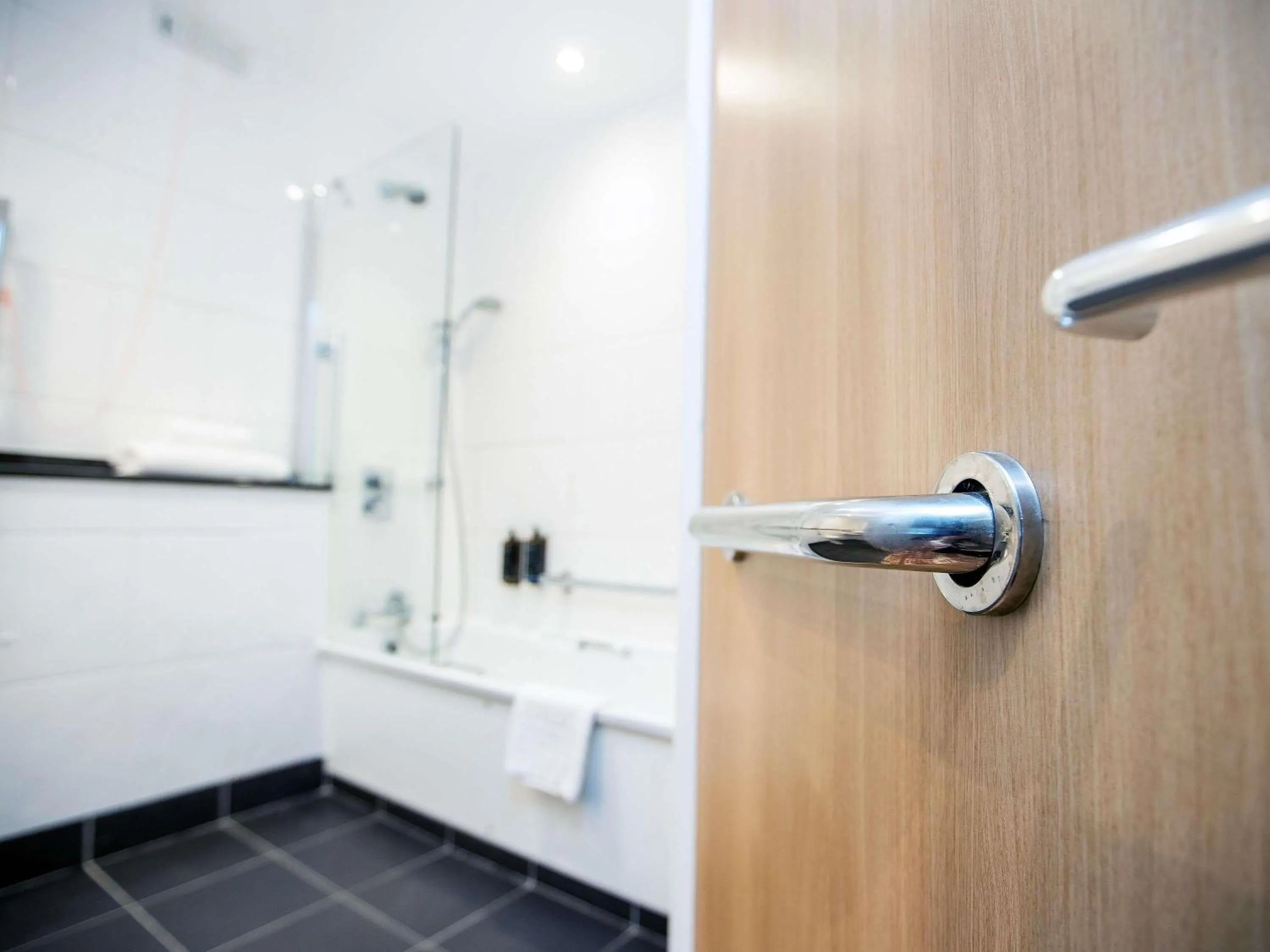 Bedroom in Mercure Thurrock Stifford Hall