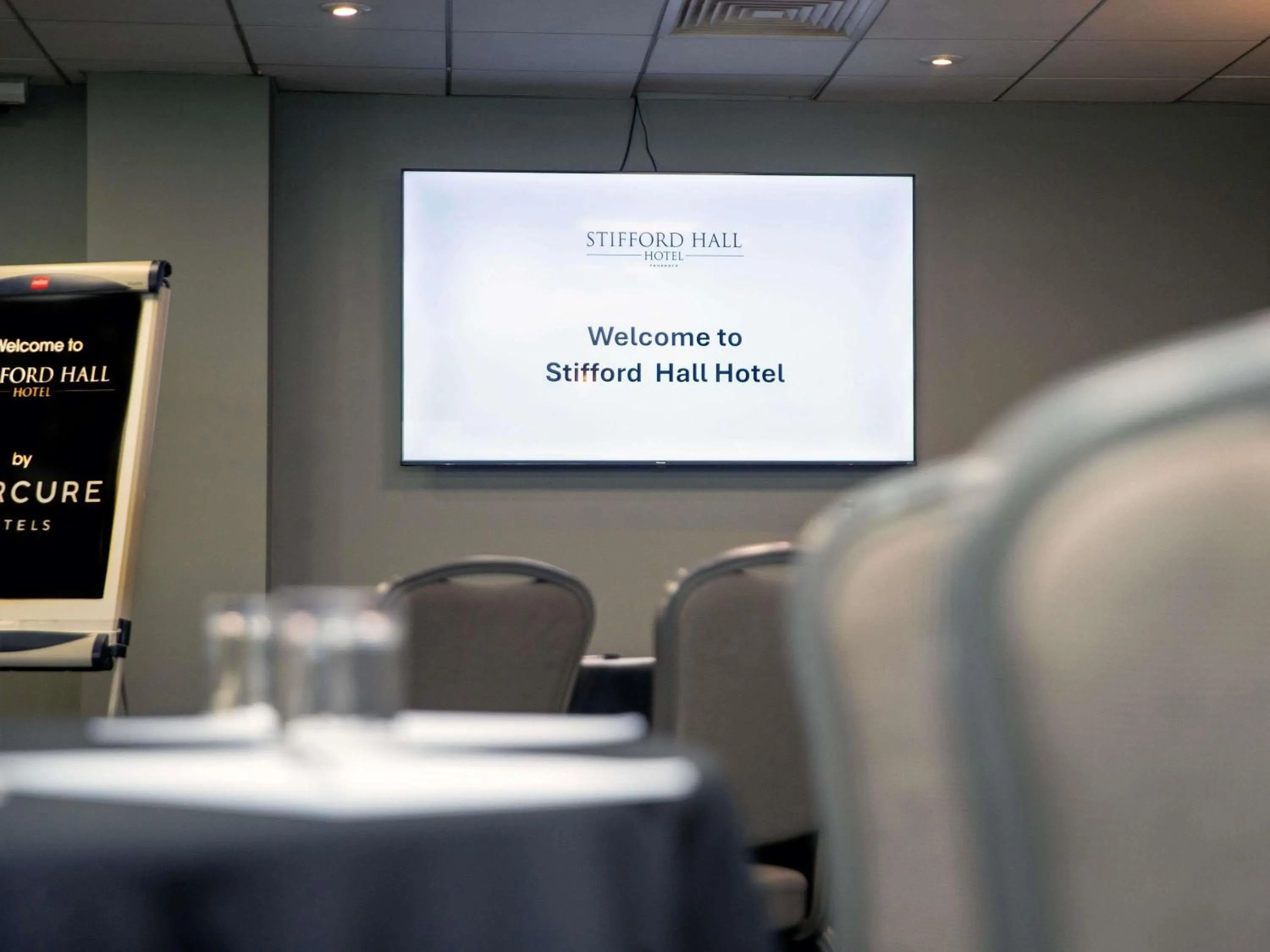 Meeting/conference room in Mercure Thurrock Stifford Hall