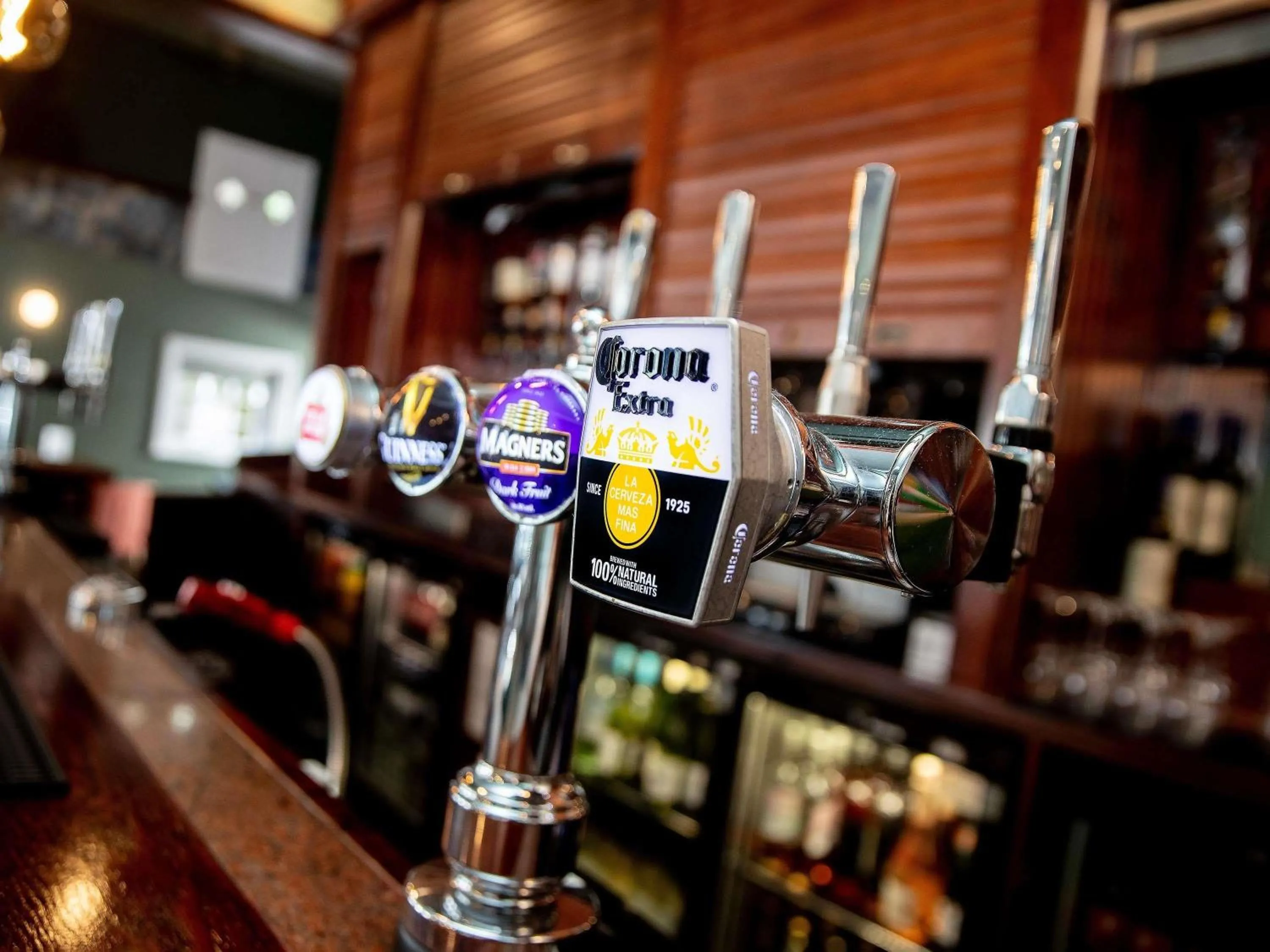 Lounge or bar in Mercure Thurrock Stifford Hall